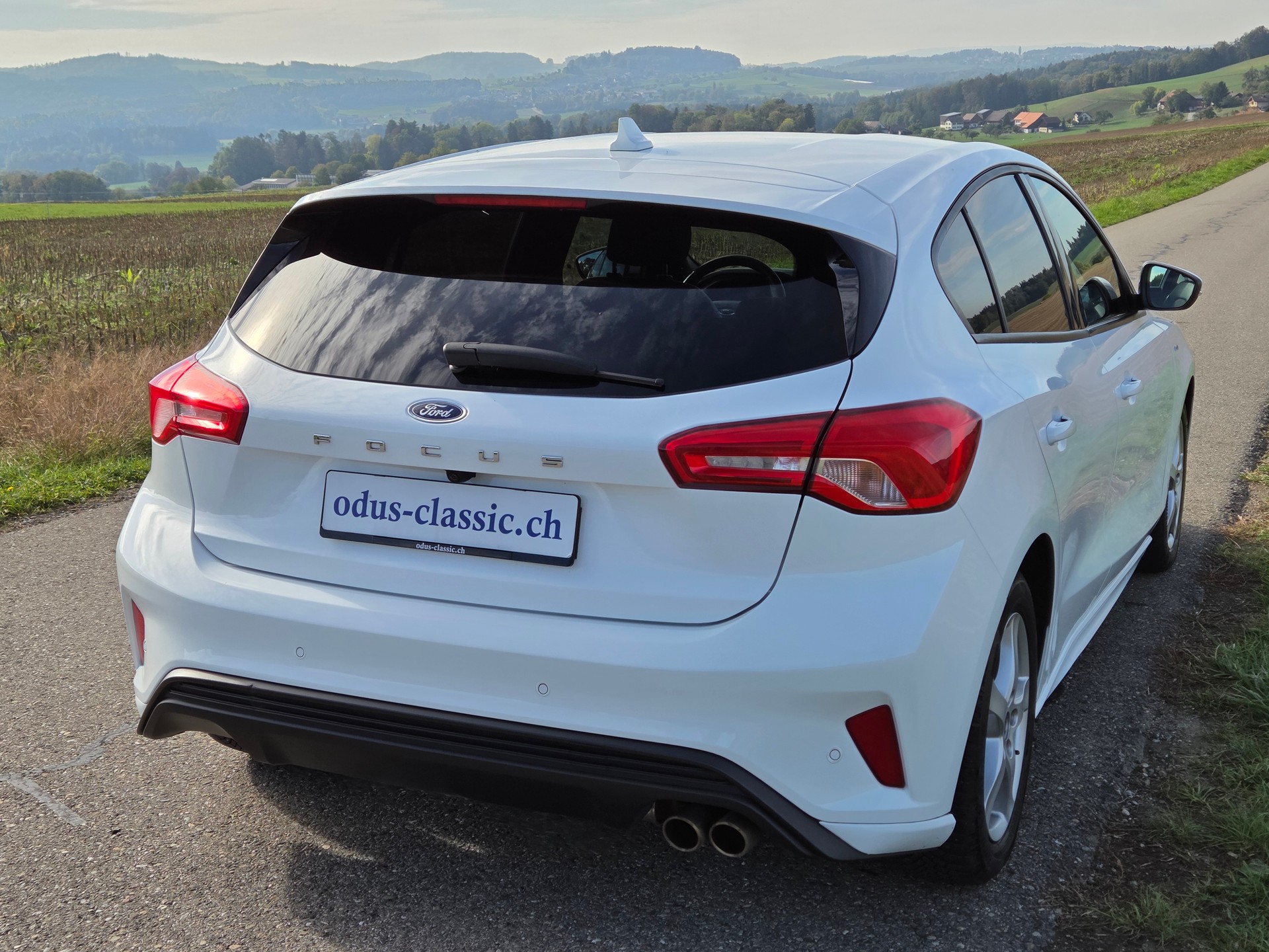 FORD Focus 1.5 SCTi Cool Connect Automatic-image-5