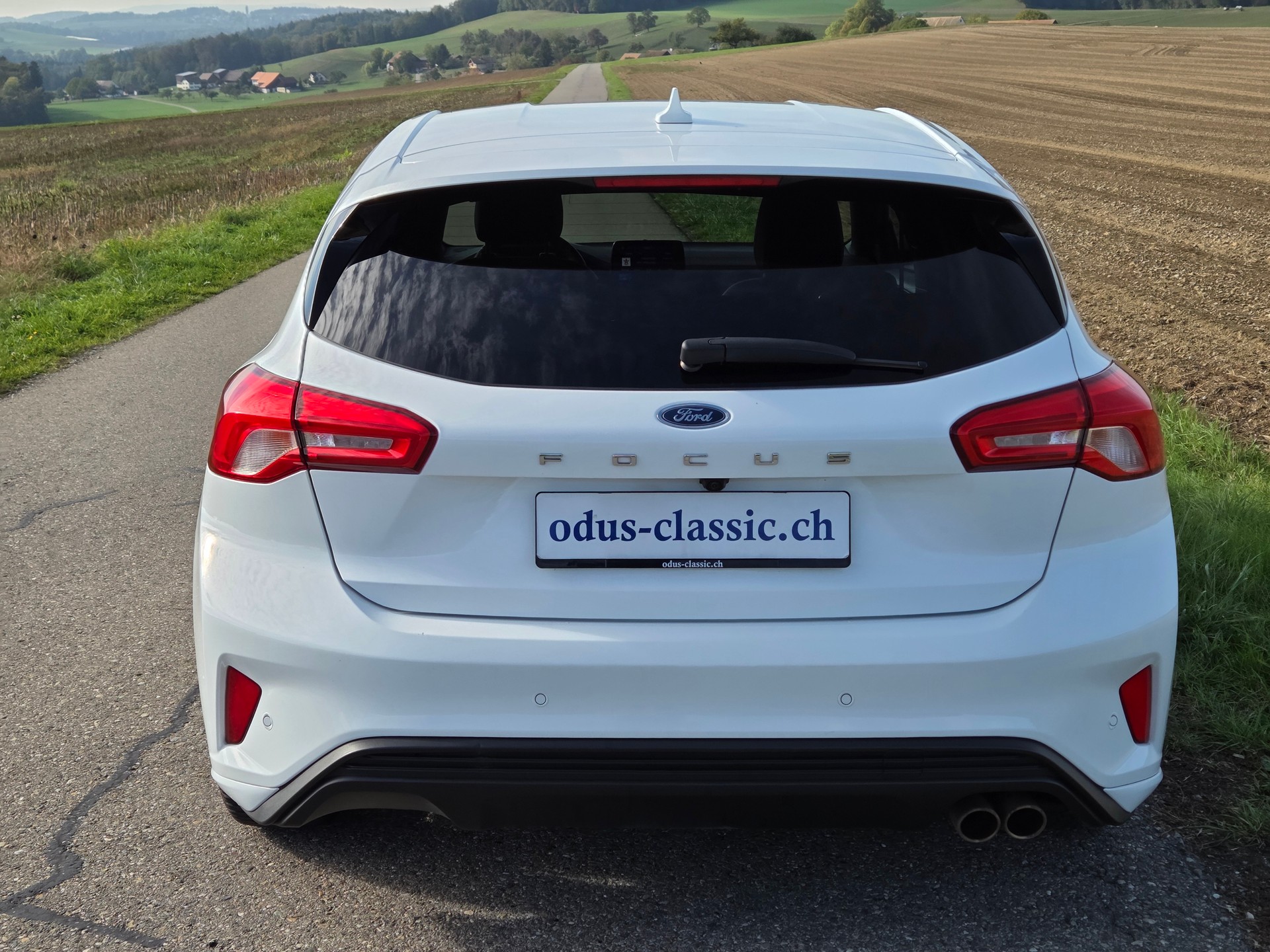 FORD Focus 1.5 SCTi Cool Connect Automatic-image-4