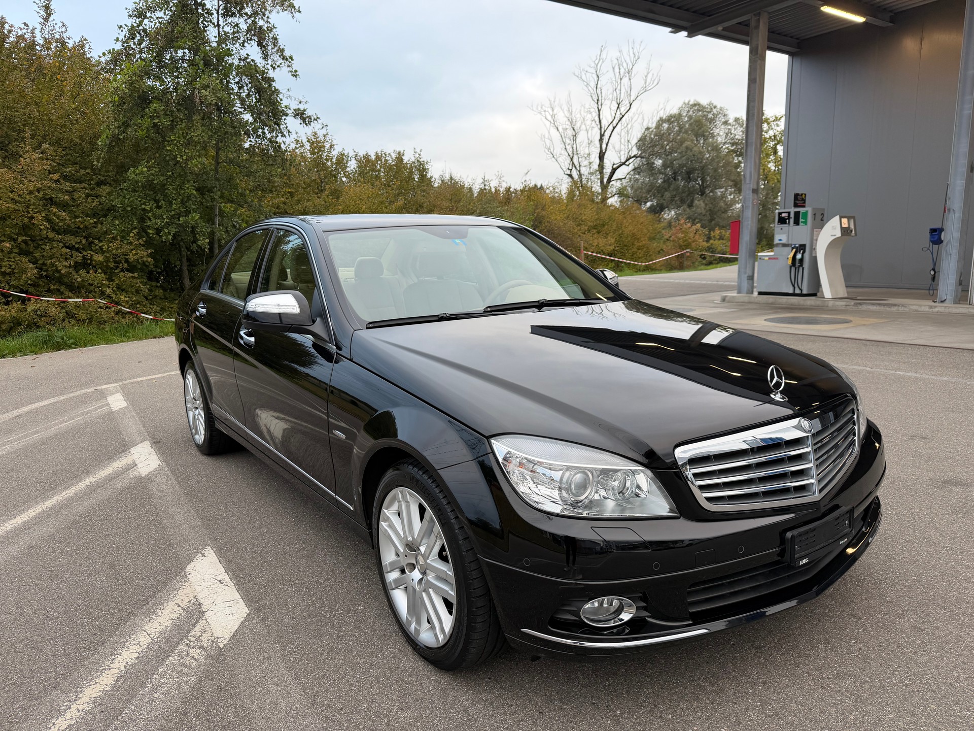 MERCEDES-BENZ C 350 Elégance 4Matic 7G-Tronic-image-3
