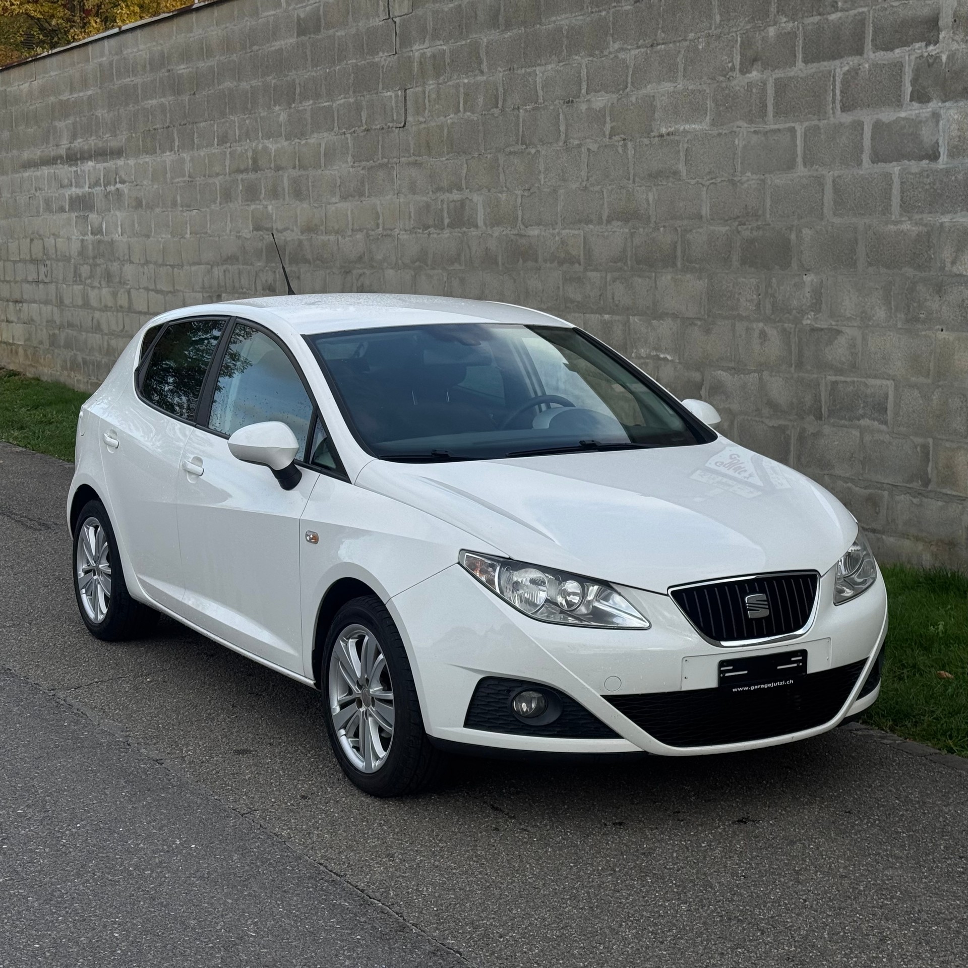 SEAT Ibiza 1.4 Reference-image-1