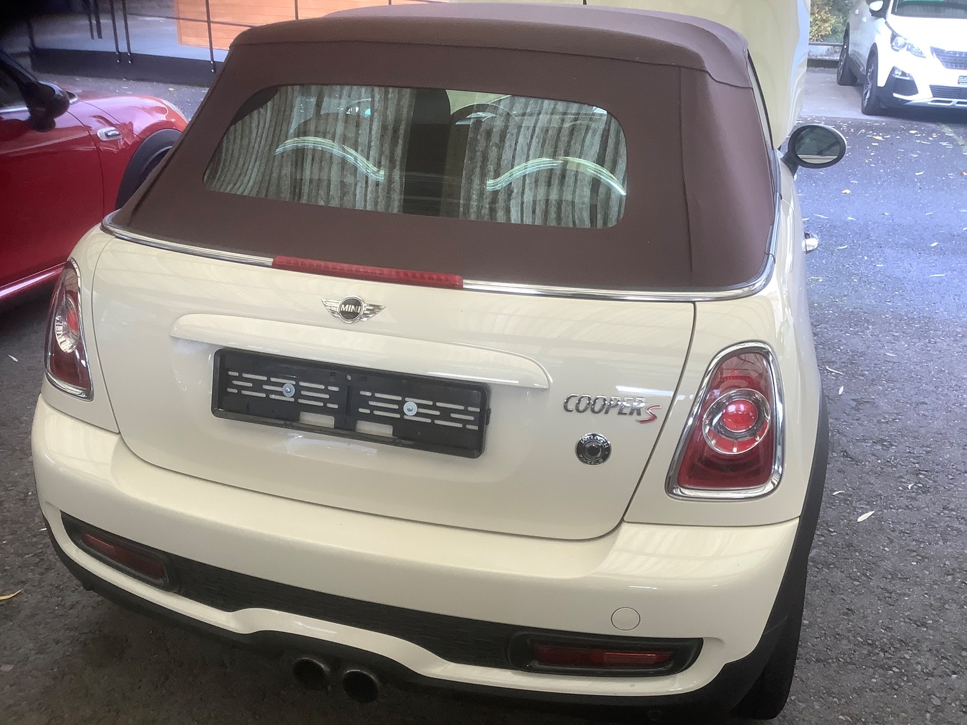 MINI Cooper S Cabriolet-image-12