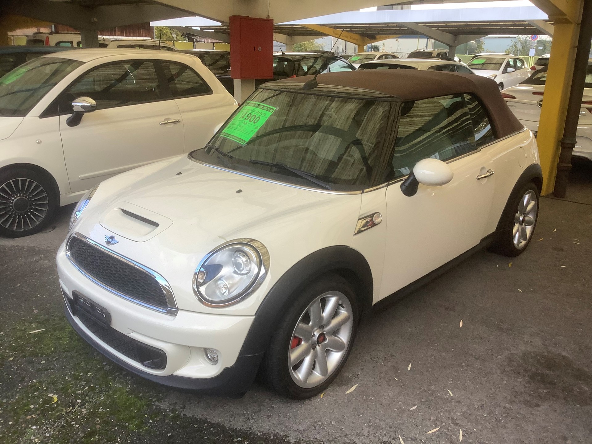 MINI Cooper S Cabriolet-image-0