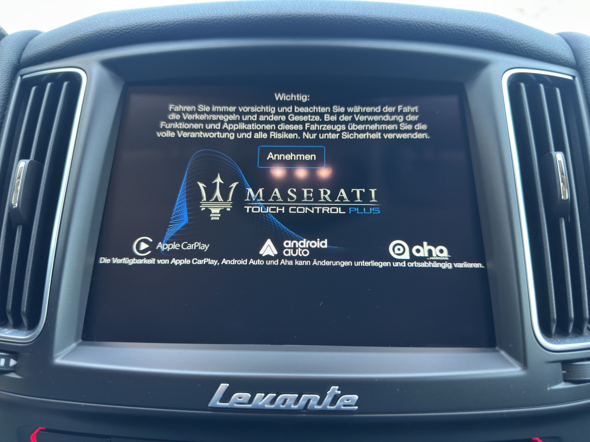 MASERATI Levante S 3.0 V6 Automatica / CH-Auslieferung-image-19