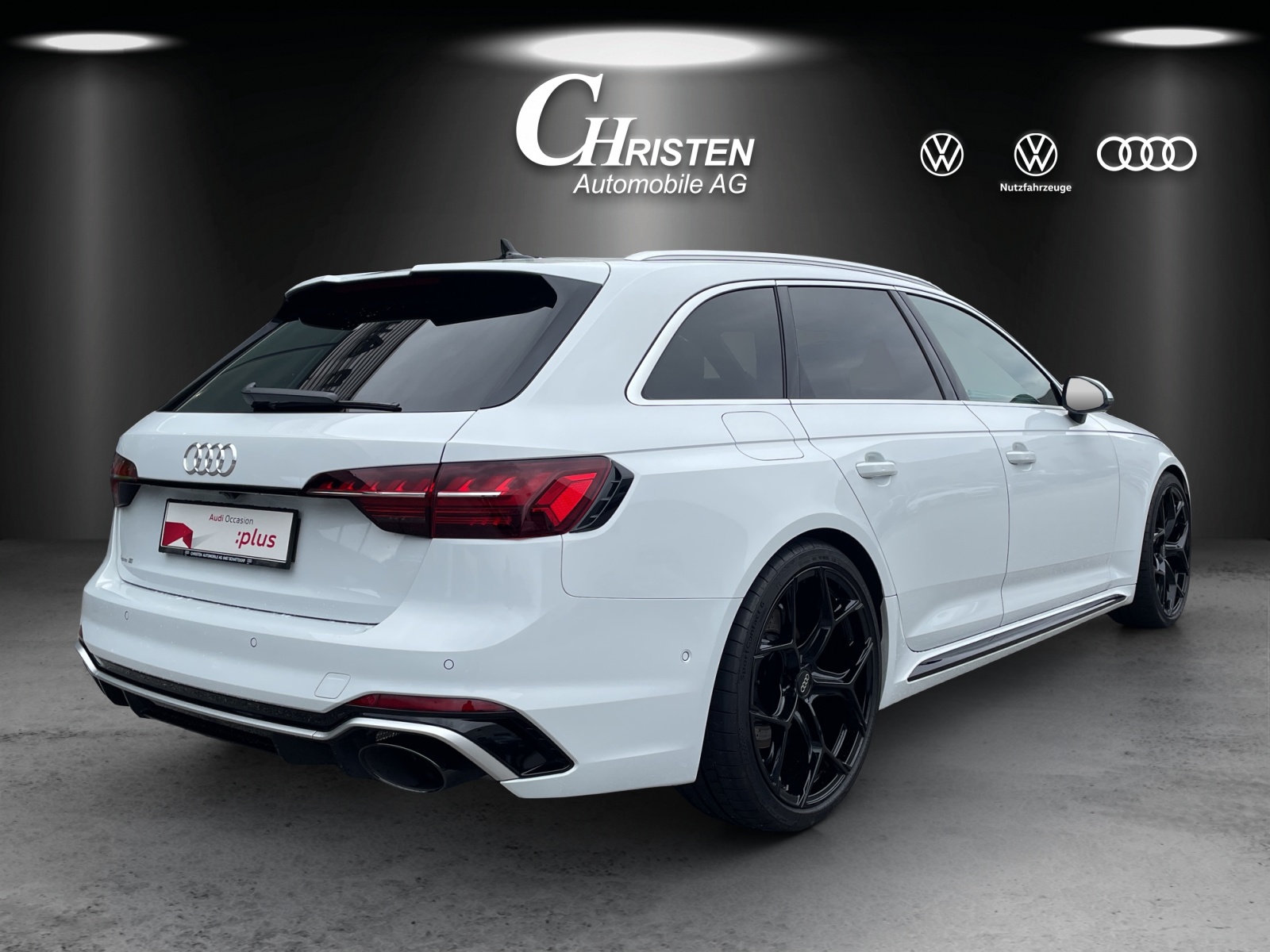 AUDI RS4 Avant quattro tiptronic-image-5