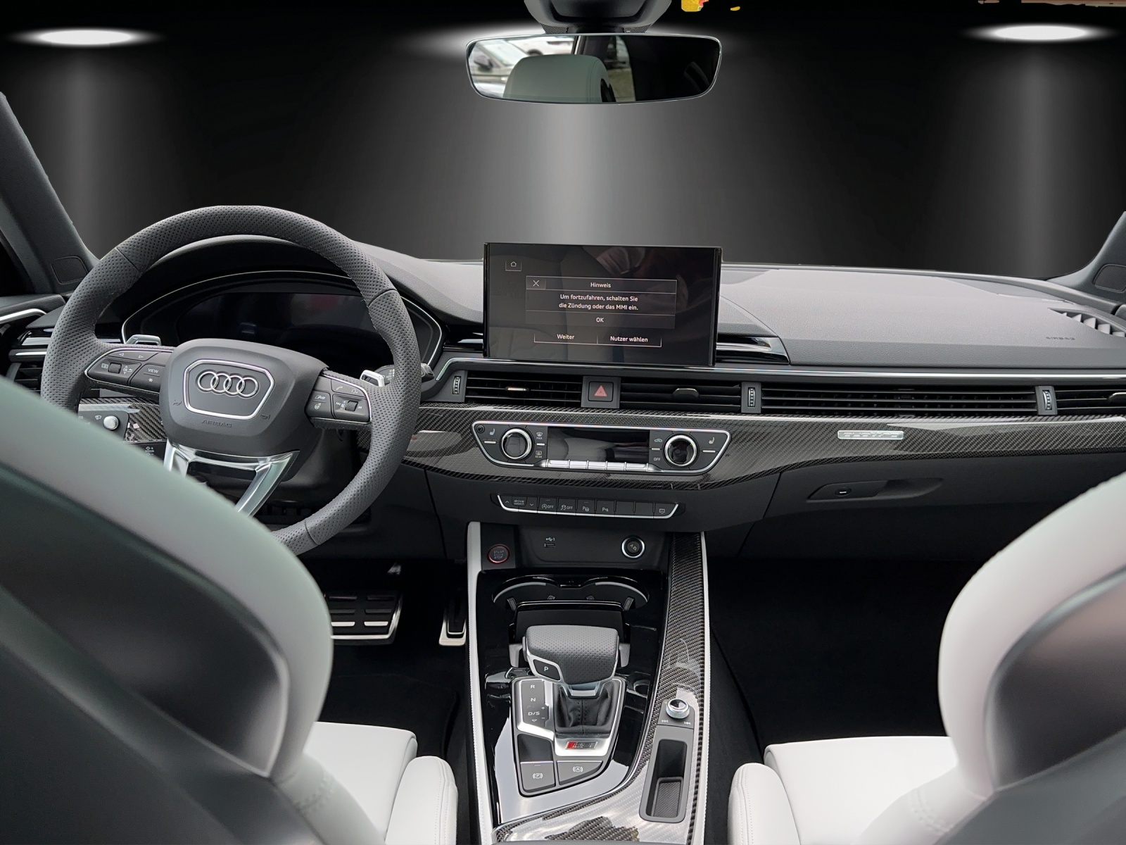 AUDI RS4 Avant quattro tiptronic-image-10