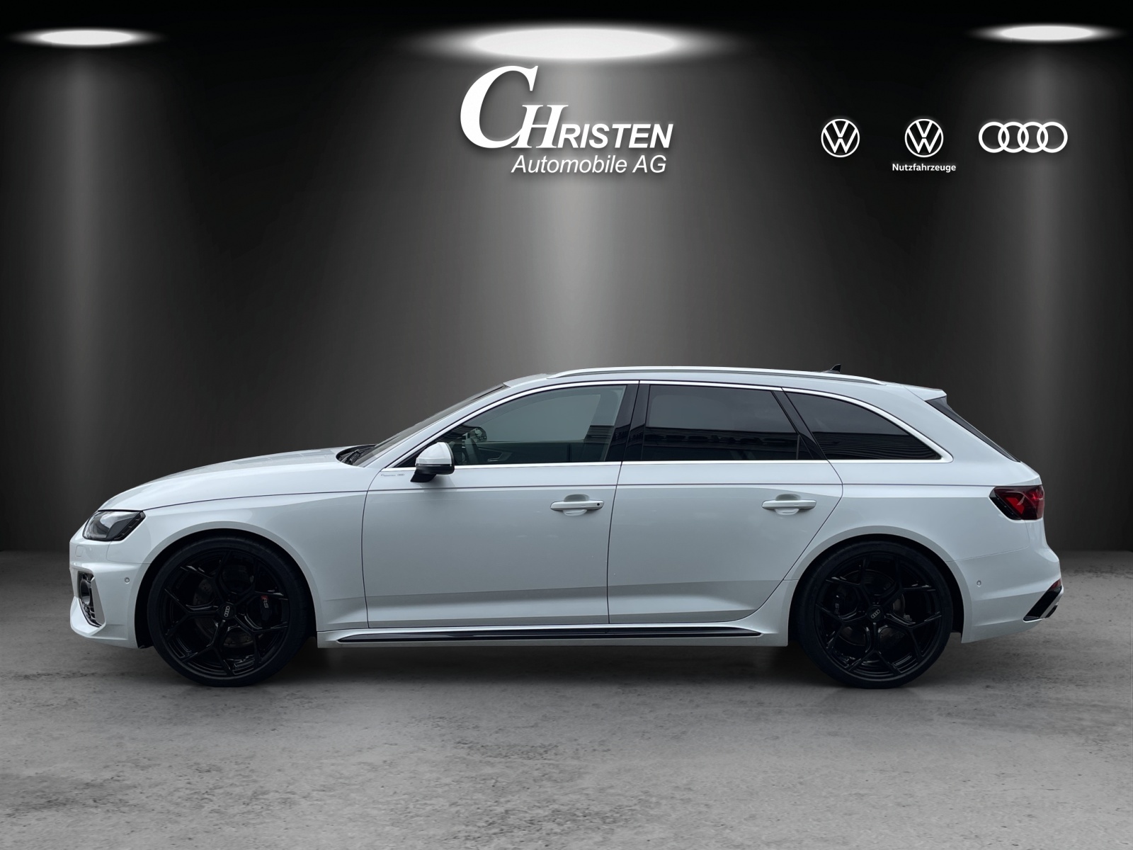 AUDI RS4 Avant quattro tiptronic-image-1