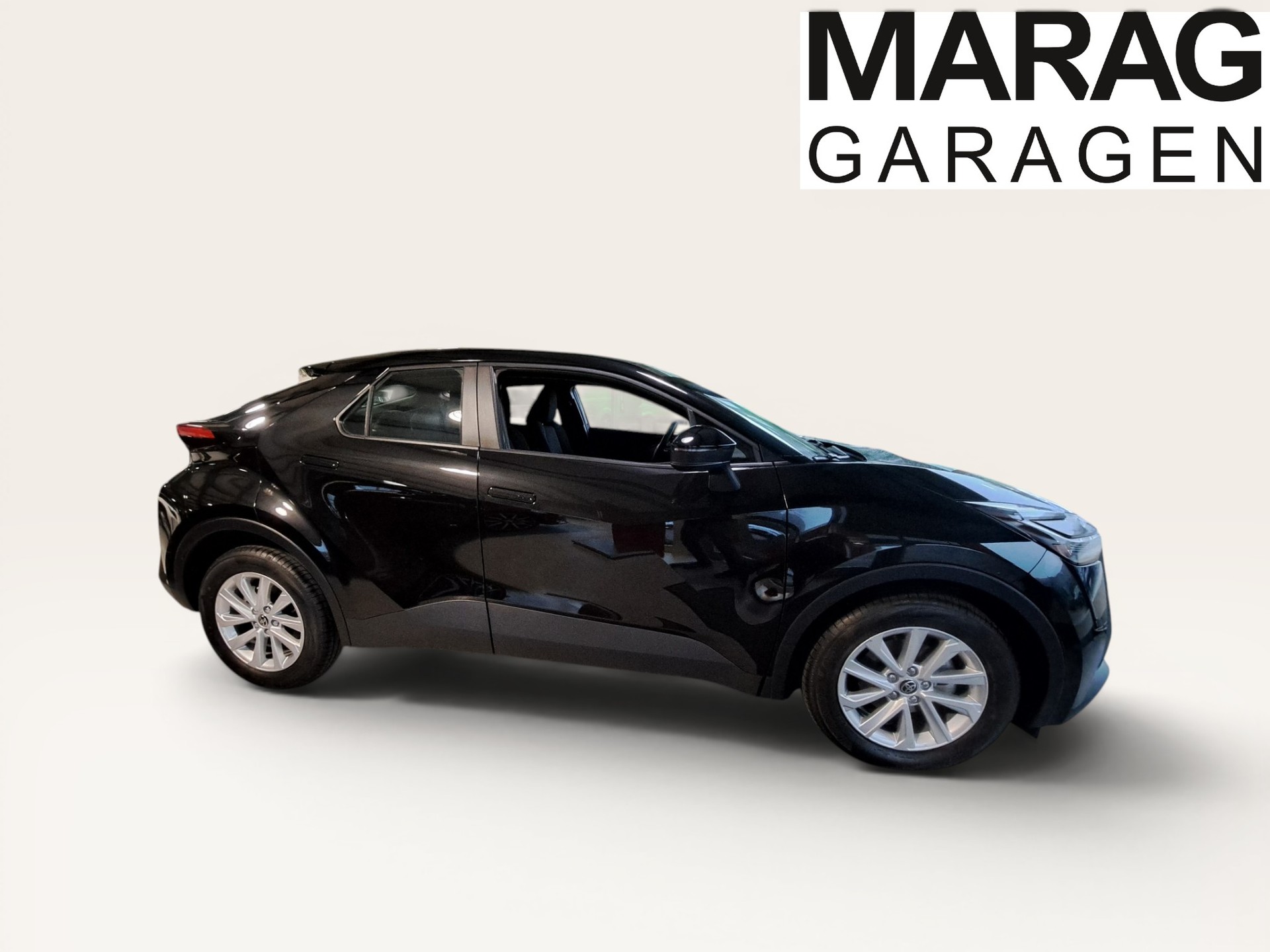 TOYOTA C-HR 1.8 HSD CVT Comfort-image-0