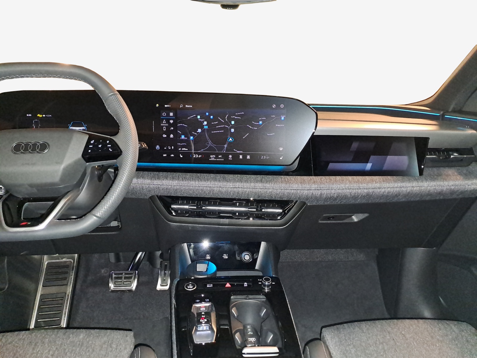 AUDI Q6 e-tron quattro-image-10