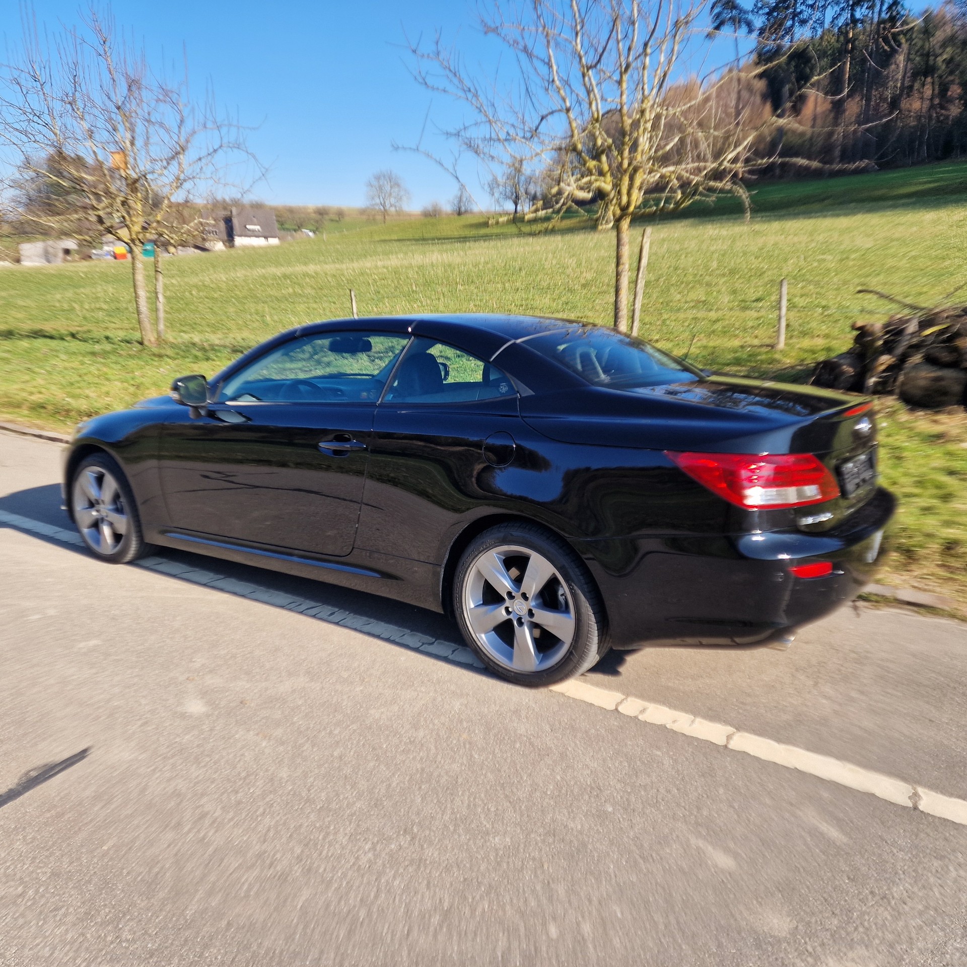 LEXUS IS250C-image-4