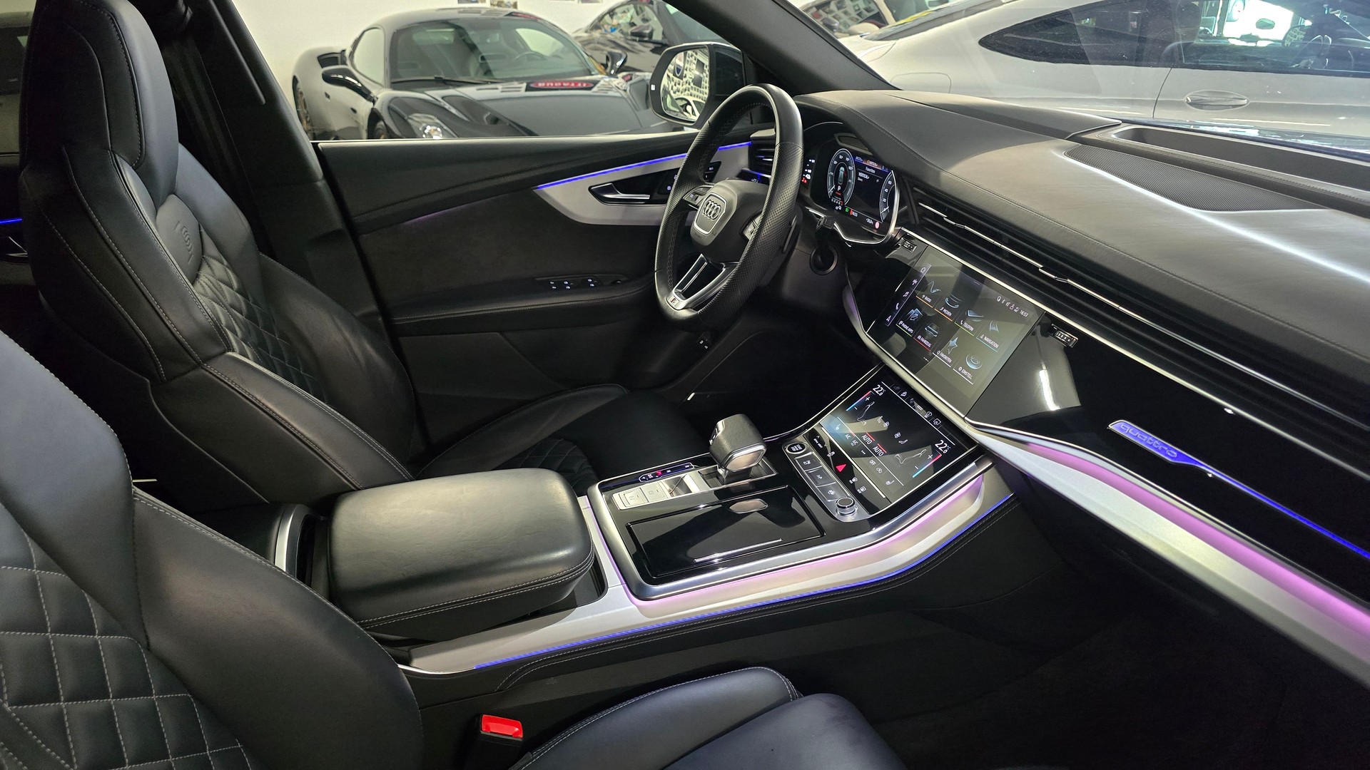 AUDI Q8 60 S Line TFSI e quattro PHEV tiptronic-image-17