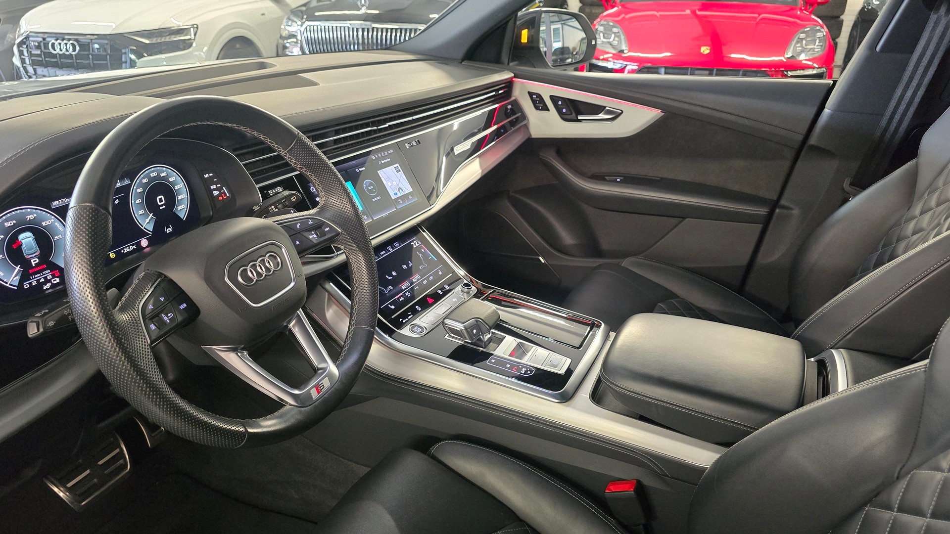 AUDI Q8 60 S Line TFSI e quattro PHEV tiptronic-image-11