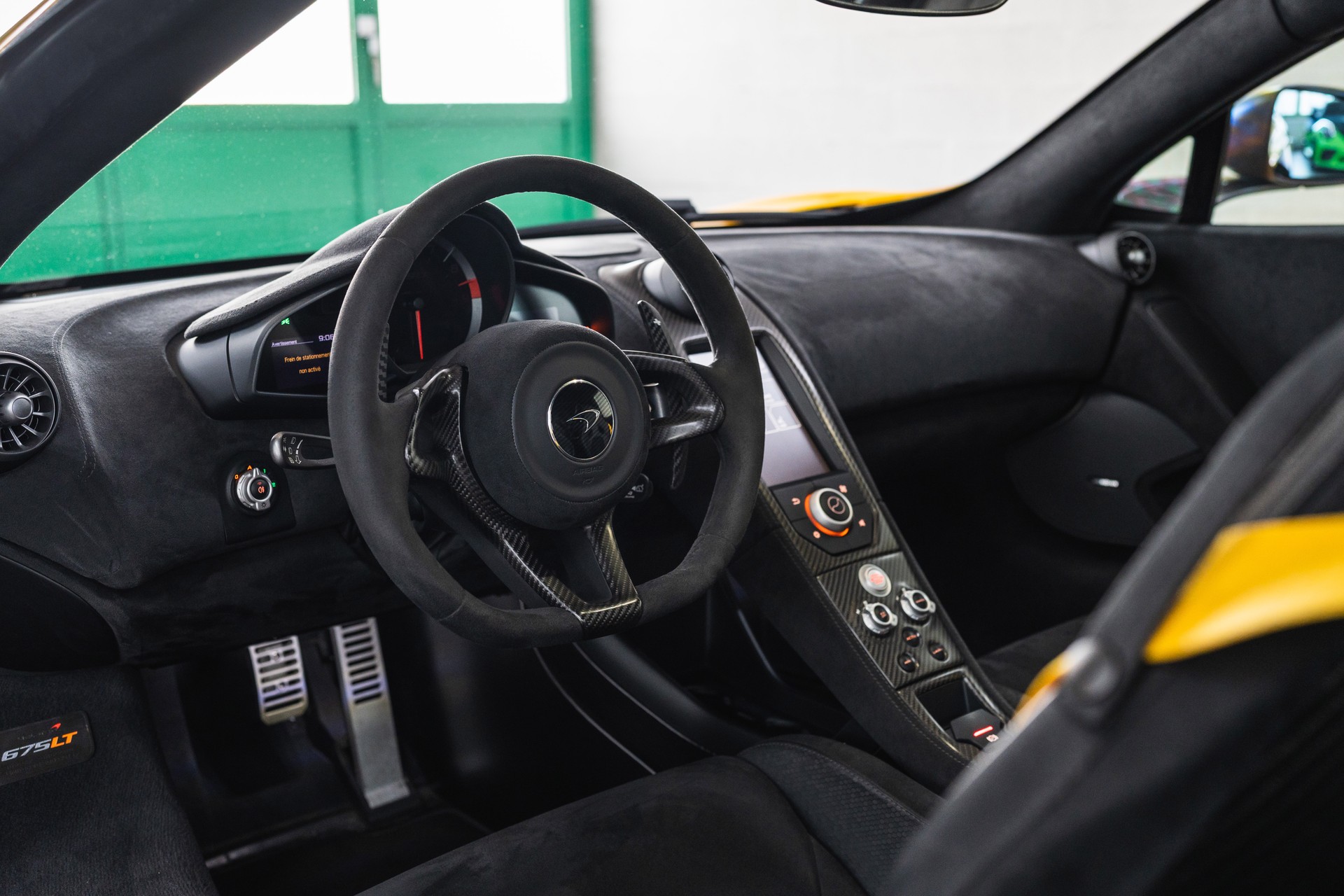 McLAREN 675LT Coupé 3.8 V8 SSG-image-14