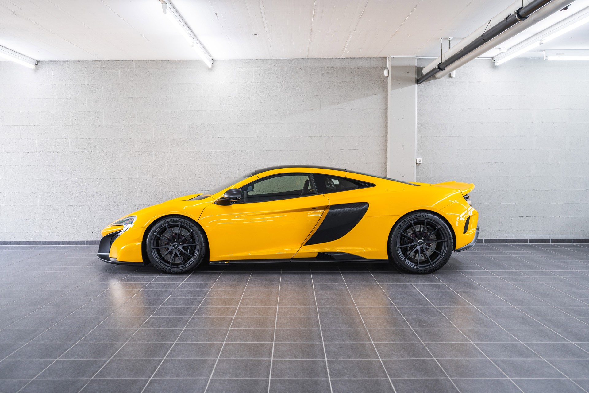 McLAREN 675LT Coupé 3.8 V8 SSG-image-4
