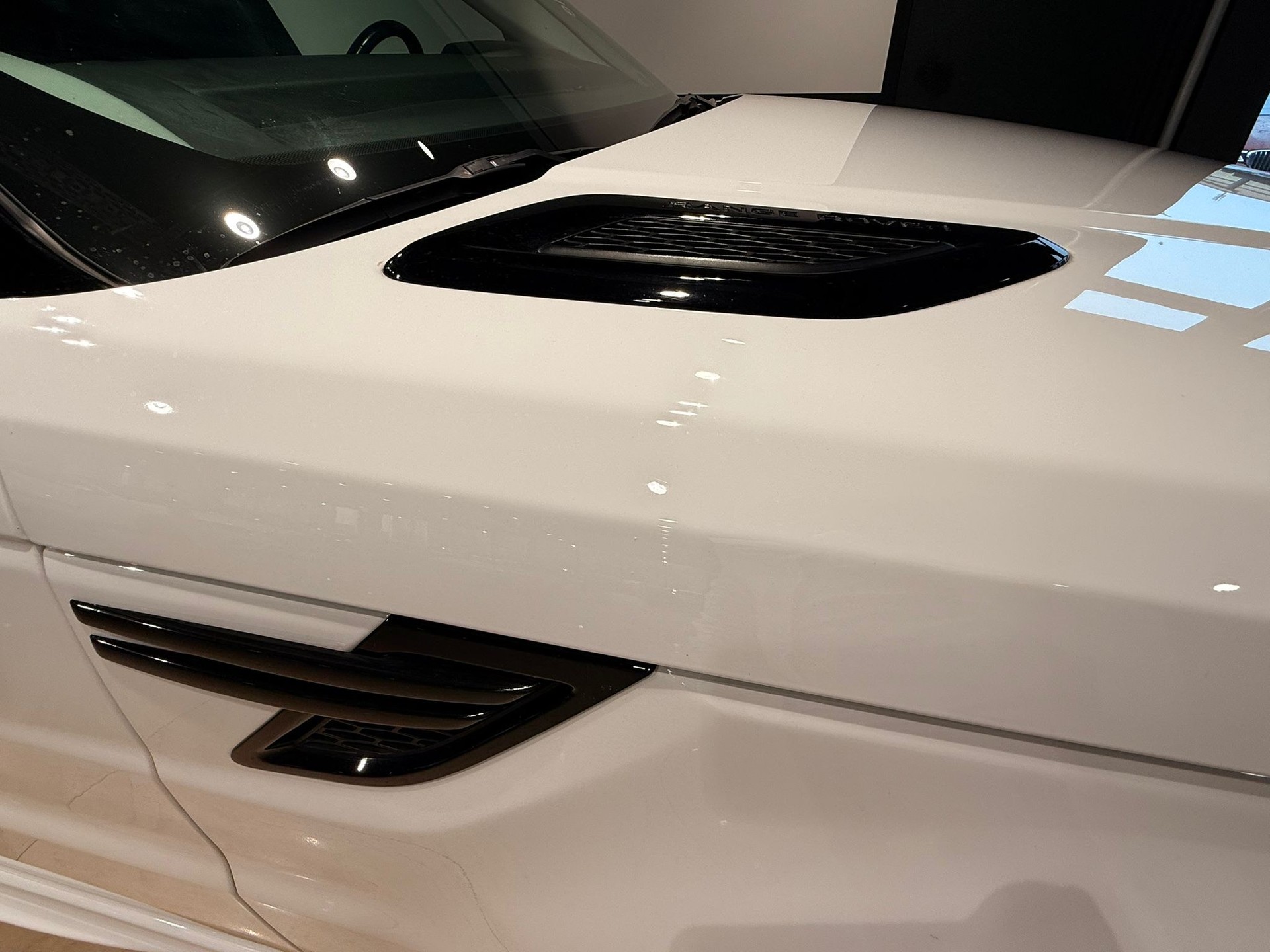 LAND ROVER Range Rover Sport 3.0 TDV6 S Automatic-image-2