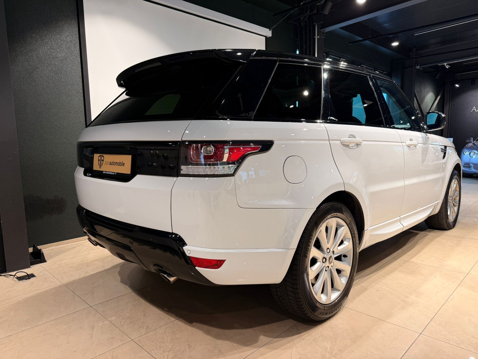 LAND ROVER Range Rover Sport 3.0 TDV6 S Automatic-image-4