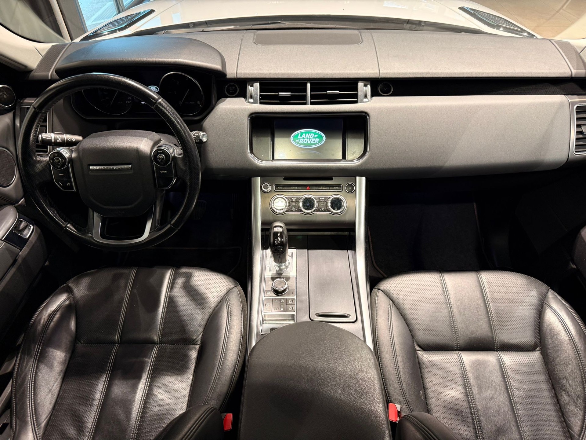 LAND ROVER Range Rover Sport 3.0 TDV6 S Automatic-image-11