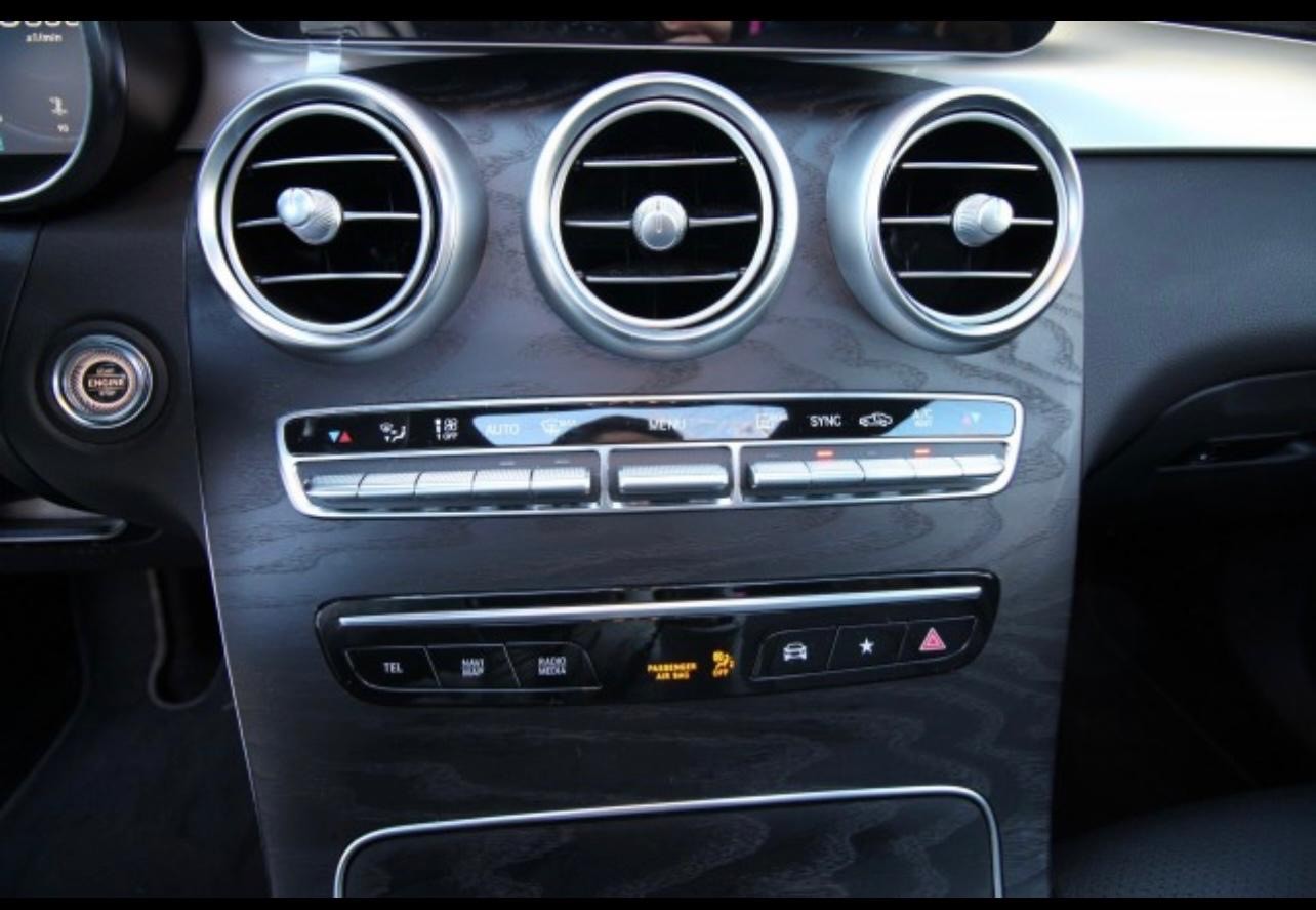 MERCEDES-BENZ GLC 220 d AMG Line 4Matic 9G-Tronic-image-6