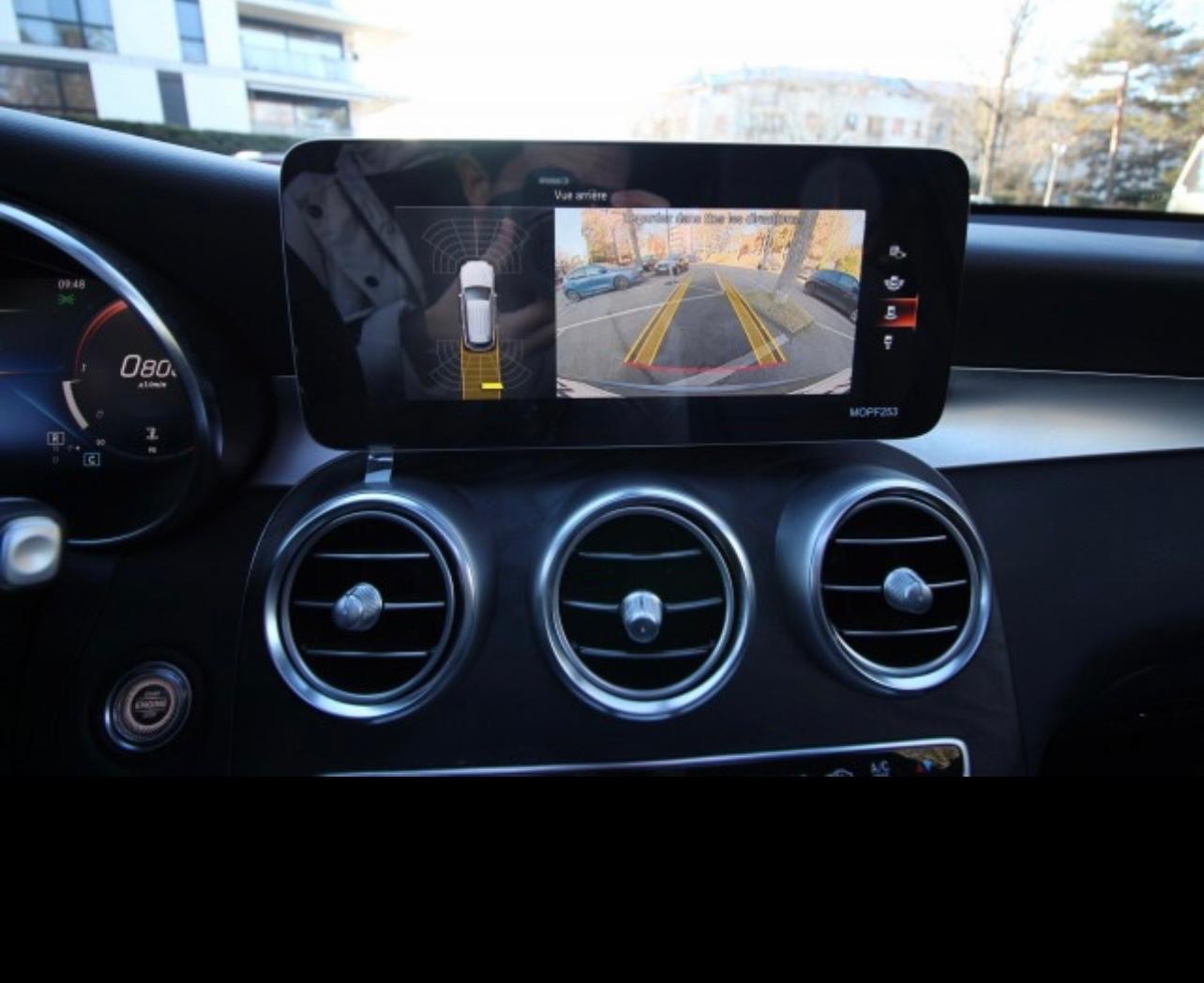 MERCEDES-BENZ GLC 220 d AMG Line 4Matic 9G-Tronic-image-7