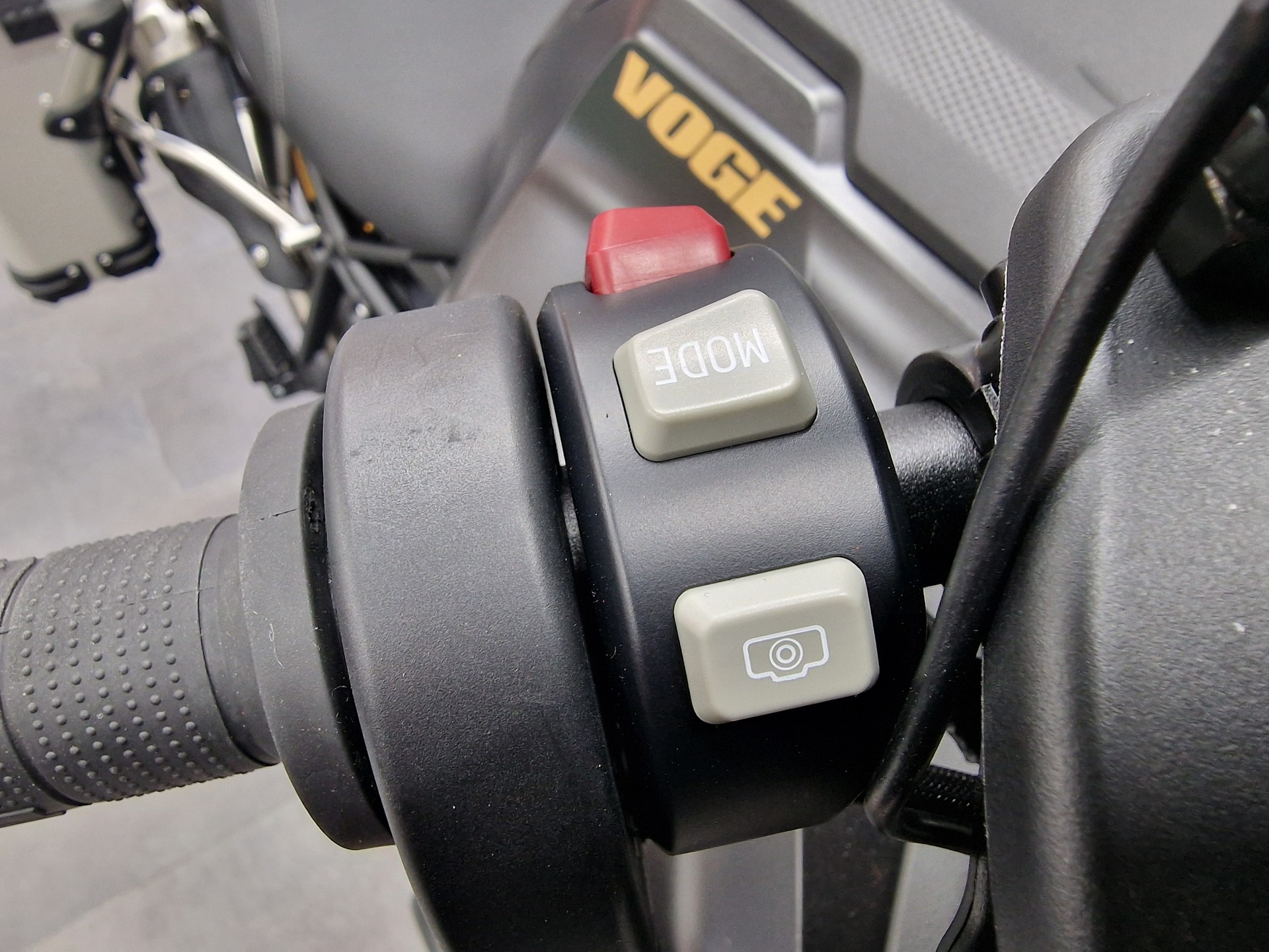 VOGE DS 900 X Black Knight-image-10