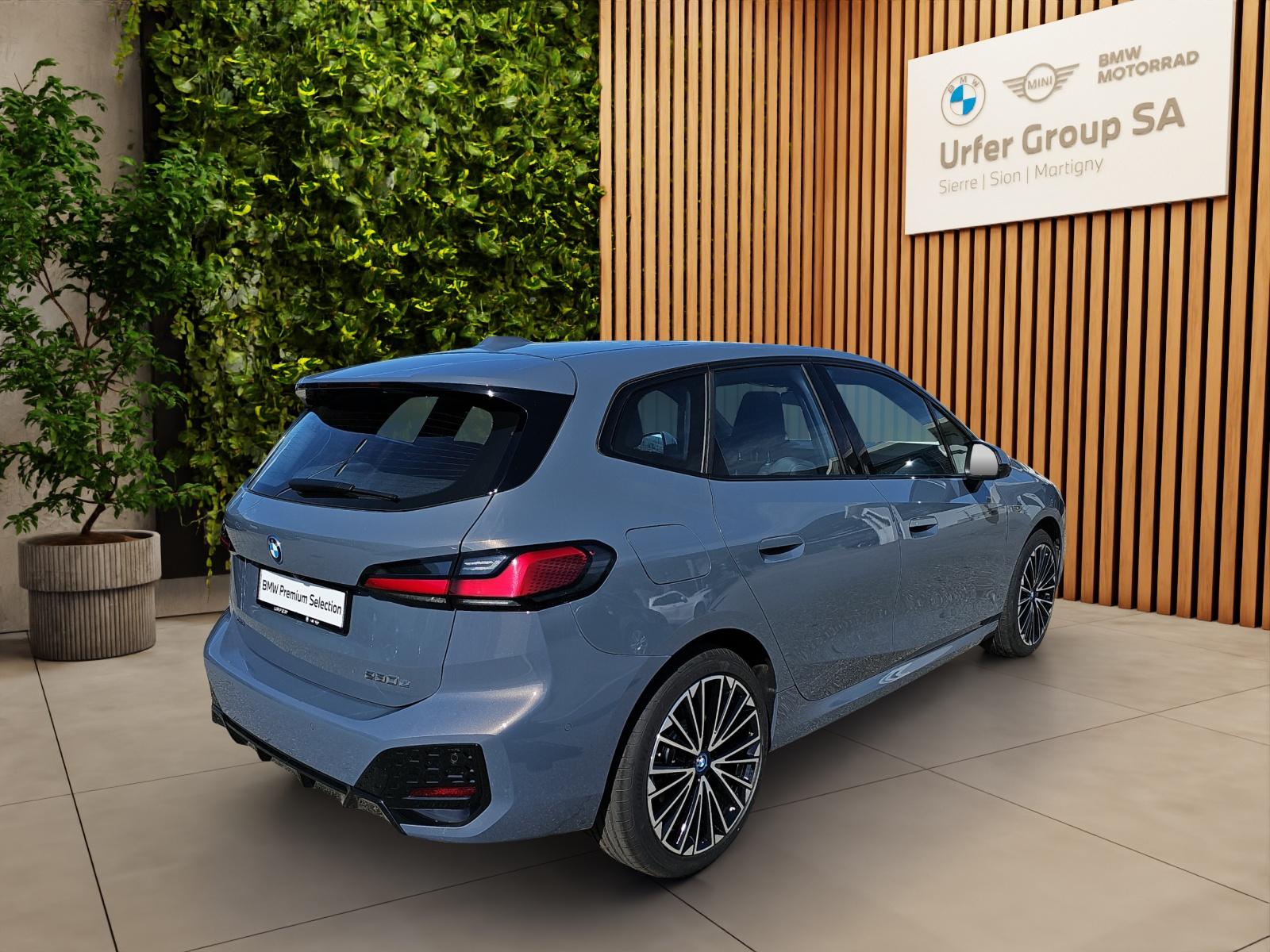 BMW 🆕 230e xDrive Active Tourer (CH)⛽+🔌-image-6