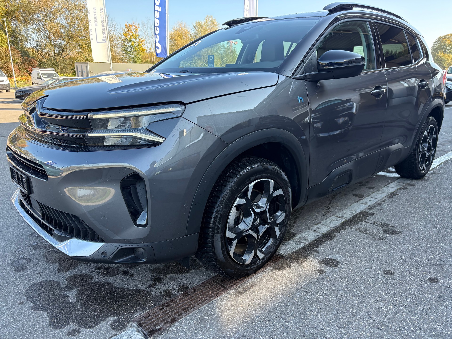 CITROEN C5 Aircross 1.6 Plug-in Hybrid Swiss Edition-image-3
