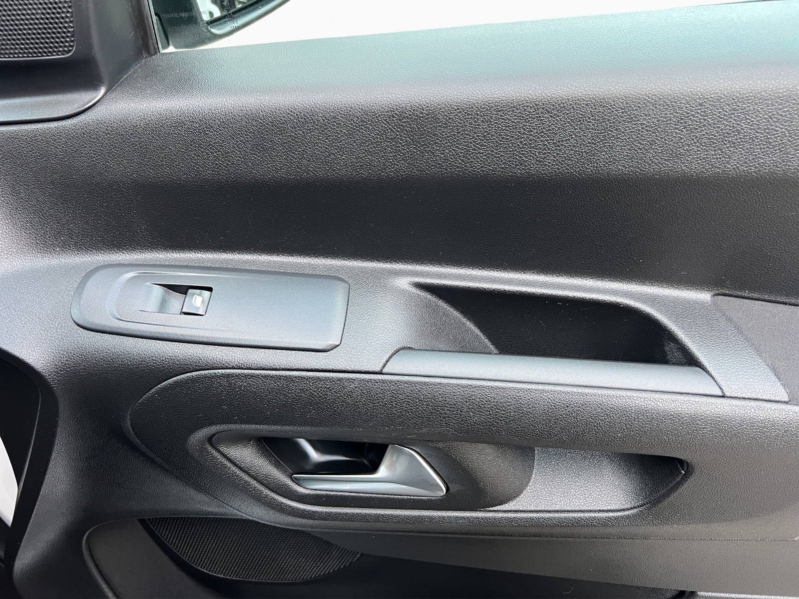 CITROEN Berlingo 1.5 BlueHDi Live Pack-image-16