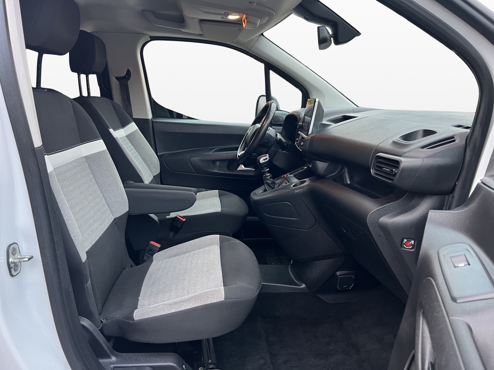 CITROEN Berlingo 1.5 BlueHDi Live Pack-image-14