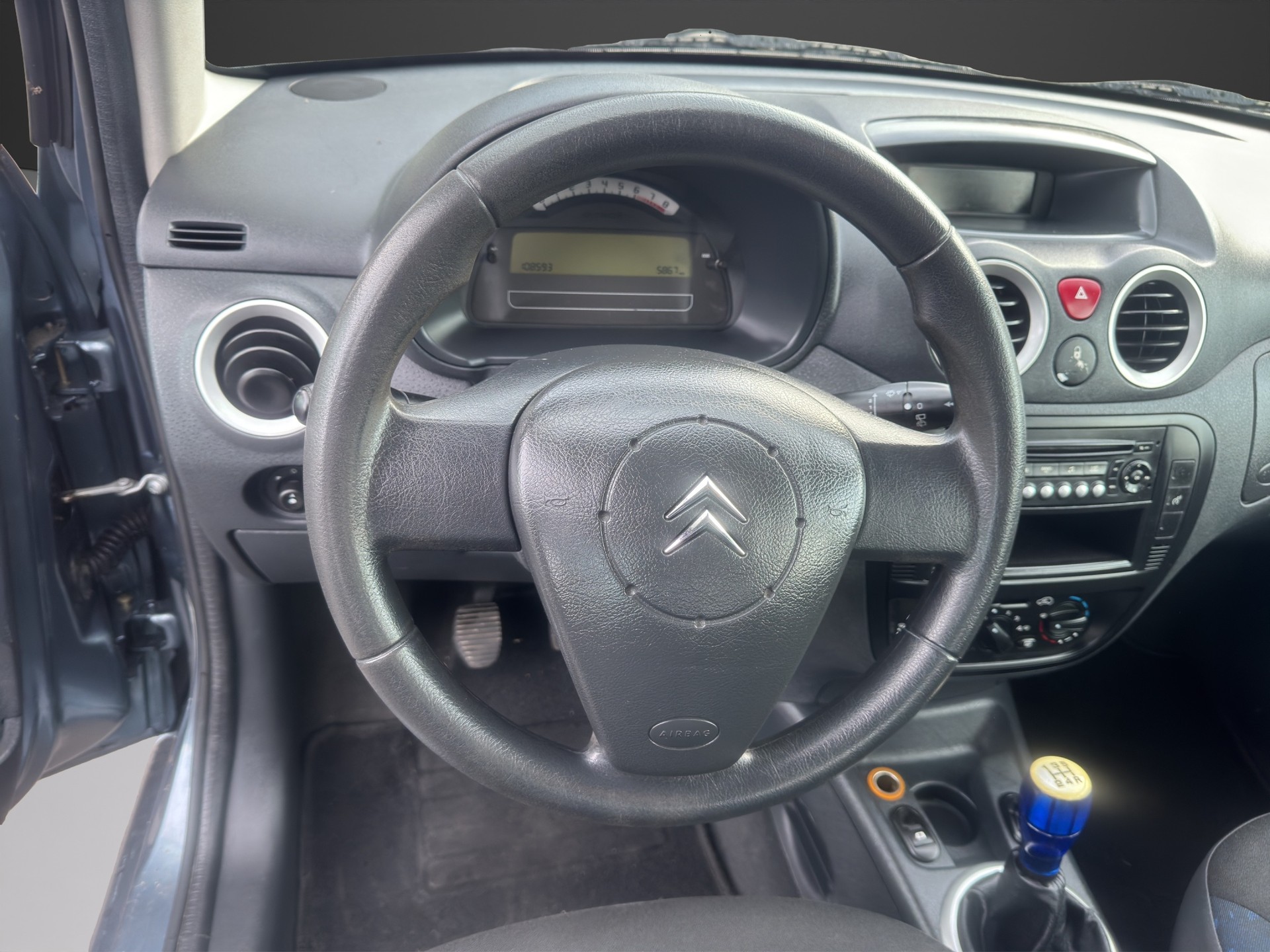 CITROEN C3 1.1i Furio-image-9