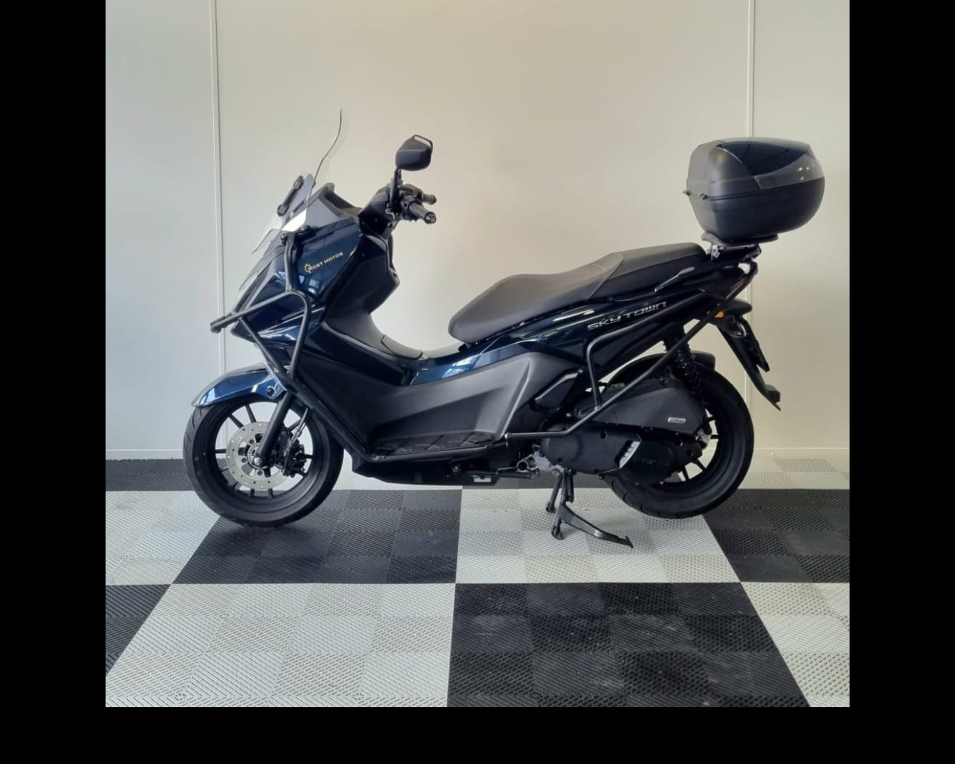 KYMCO SKY TOWN 125-image-1