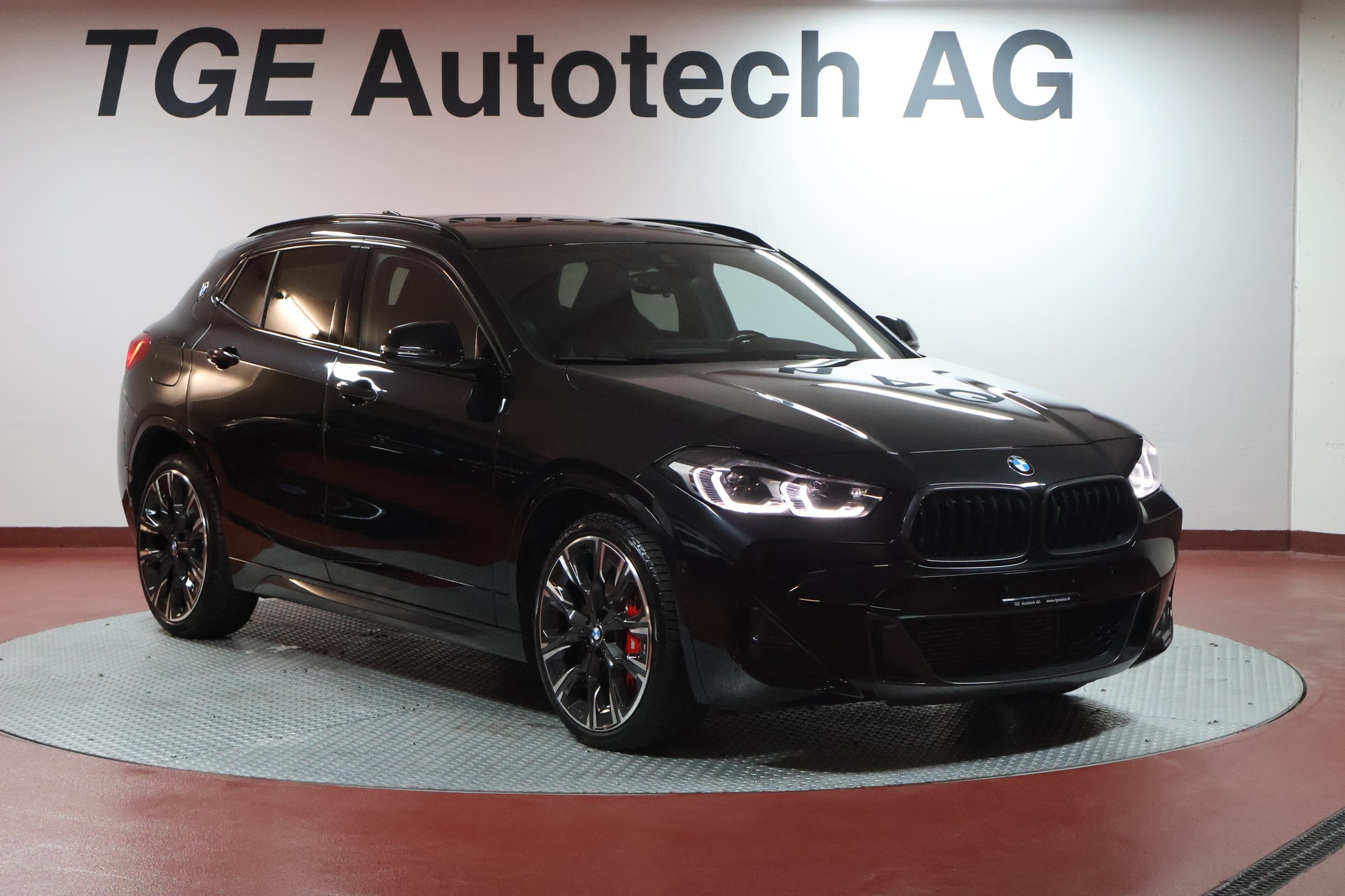 BMW X2 M35i Steptronic-image-2