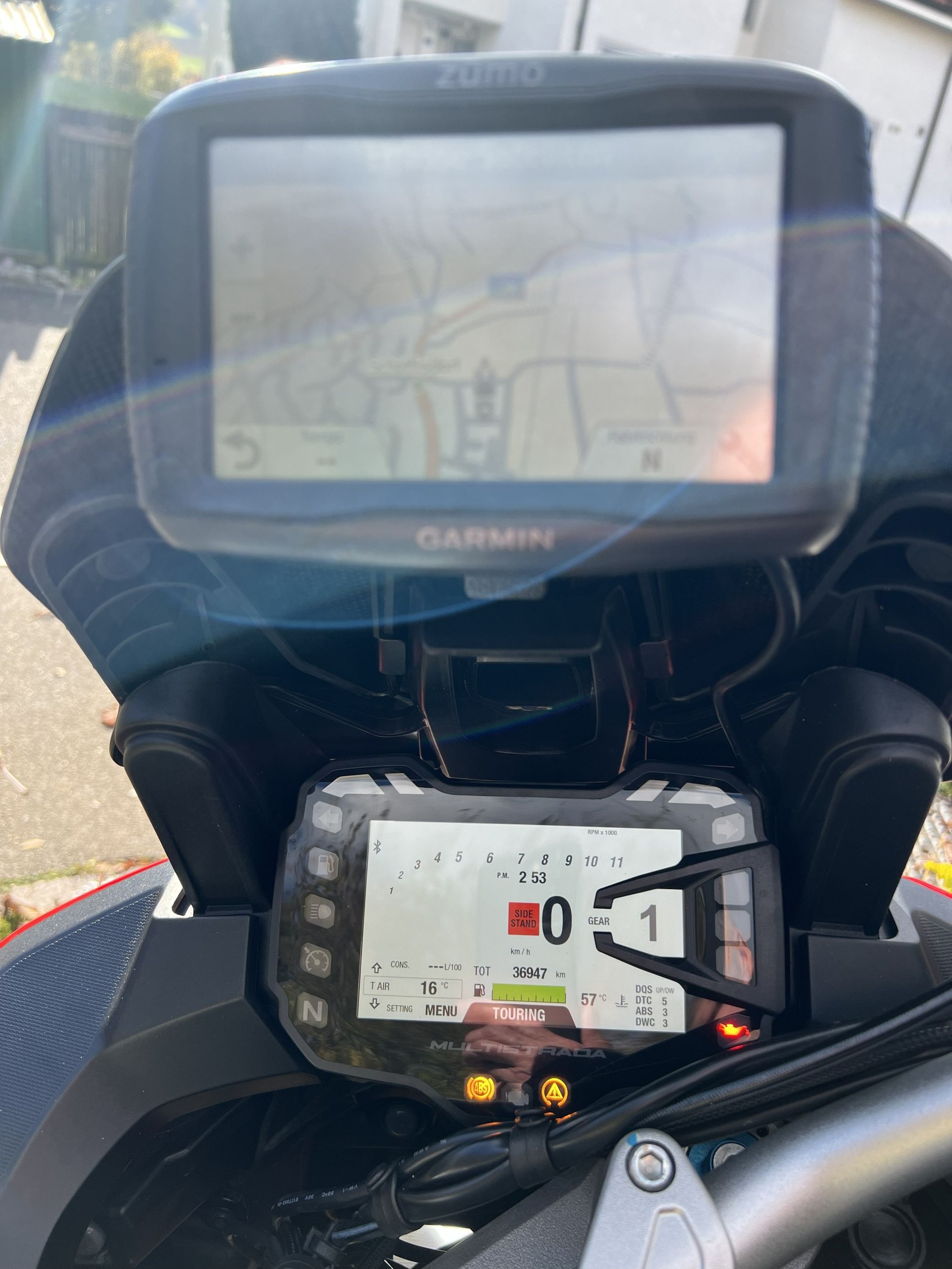DUCATI Multistrada 1260 Pikes Peak-showroom-element-3