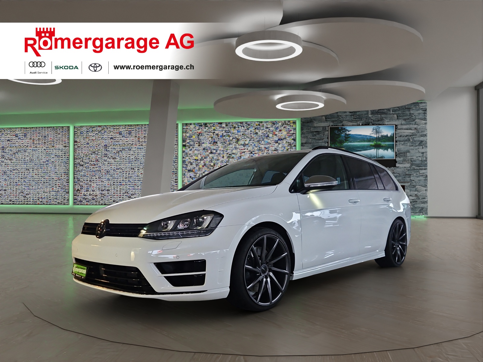 VW Golf Variant 2.0 TSI R 4 Motion DSG-image-0