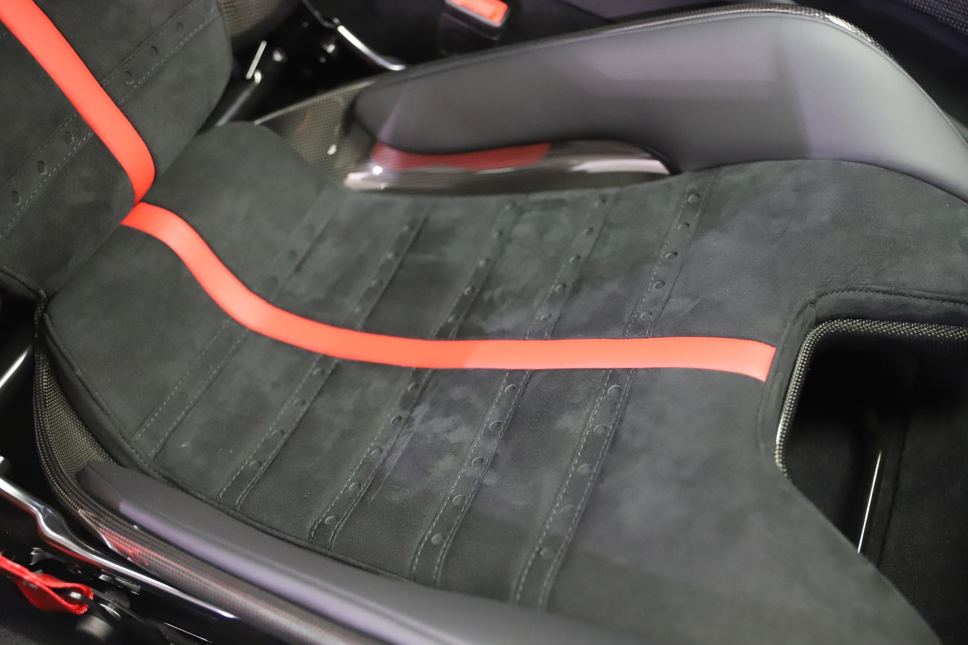 FERRARI 296 GTB-image-14