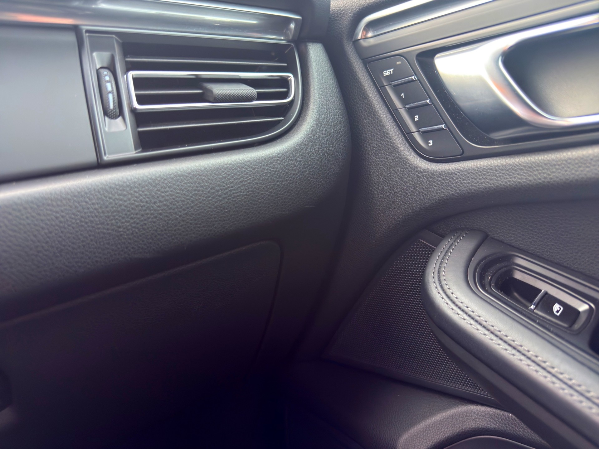 PORSCHE Macan PDK-image-20