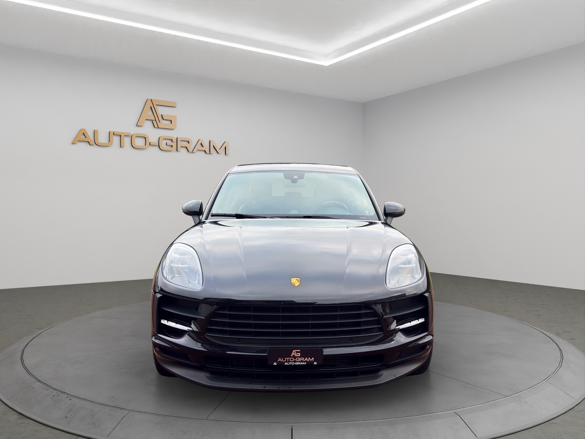 PORSCHE Macan PDK-image-7