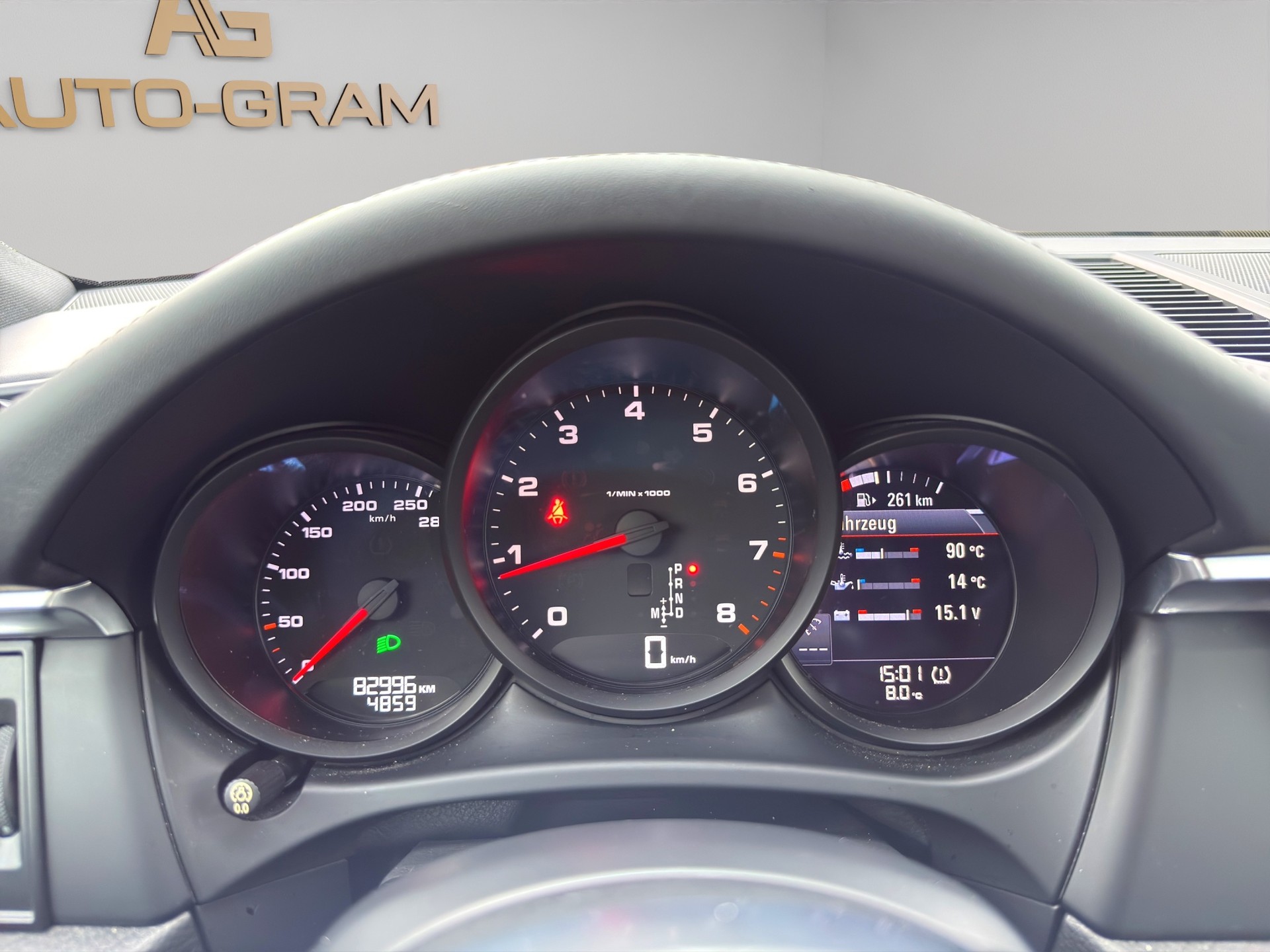 PORSCHE Macan PDK-image-15