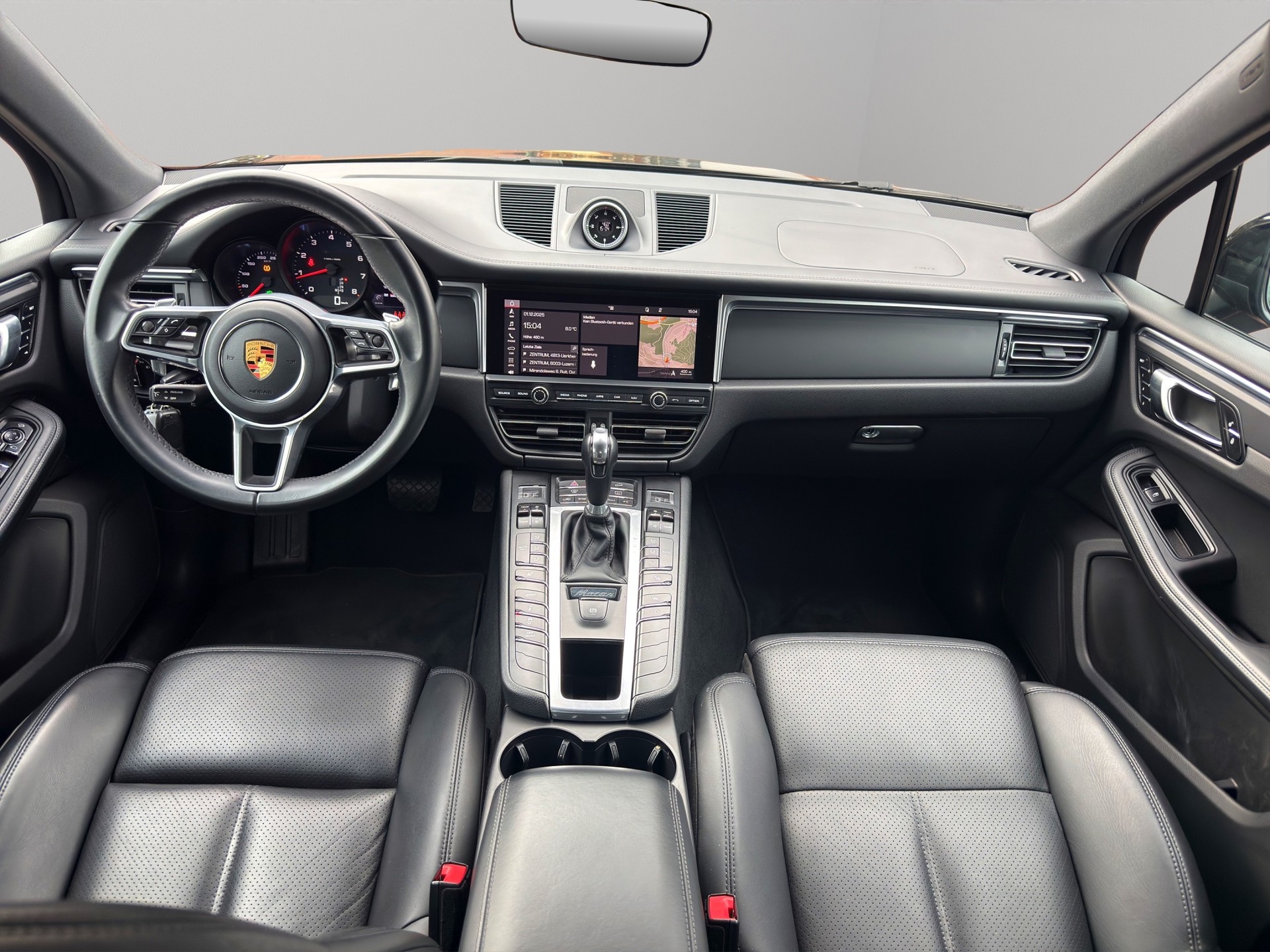PORSCHE Macan PDK-image-13