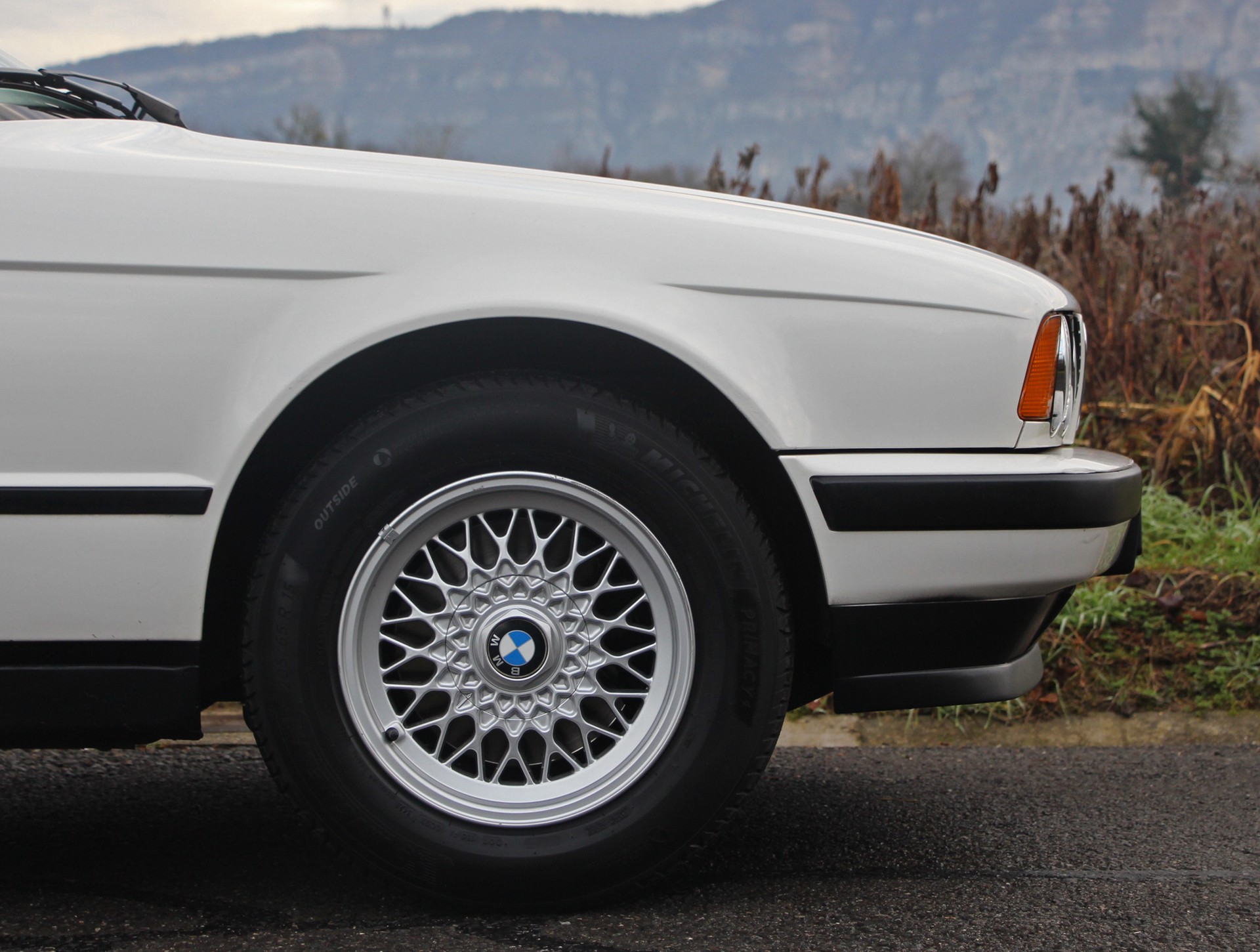 BMW 525i A-image-18
