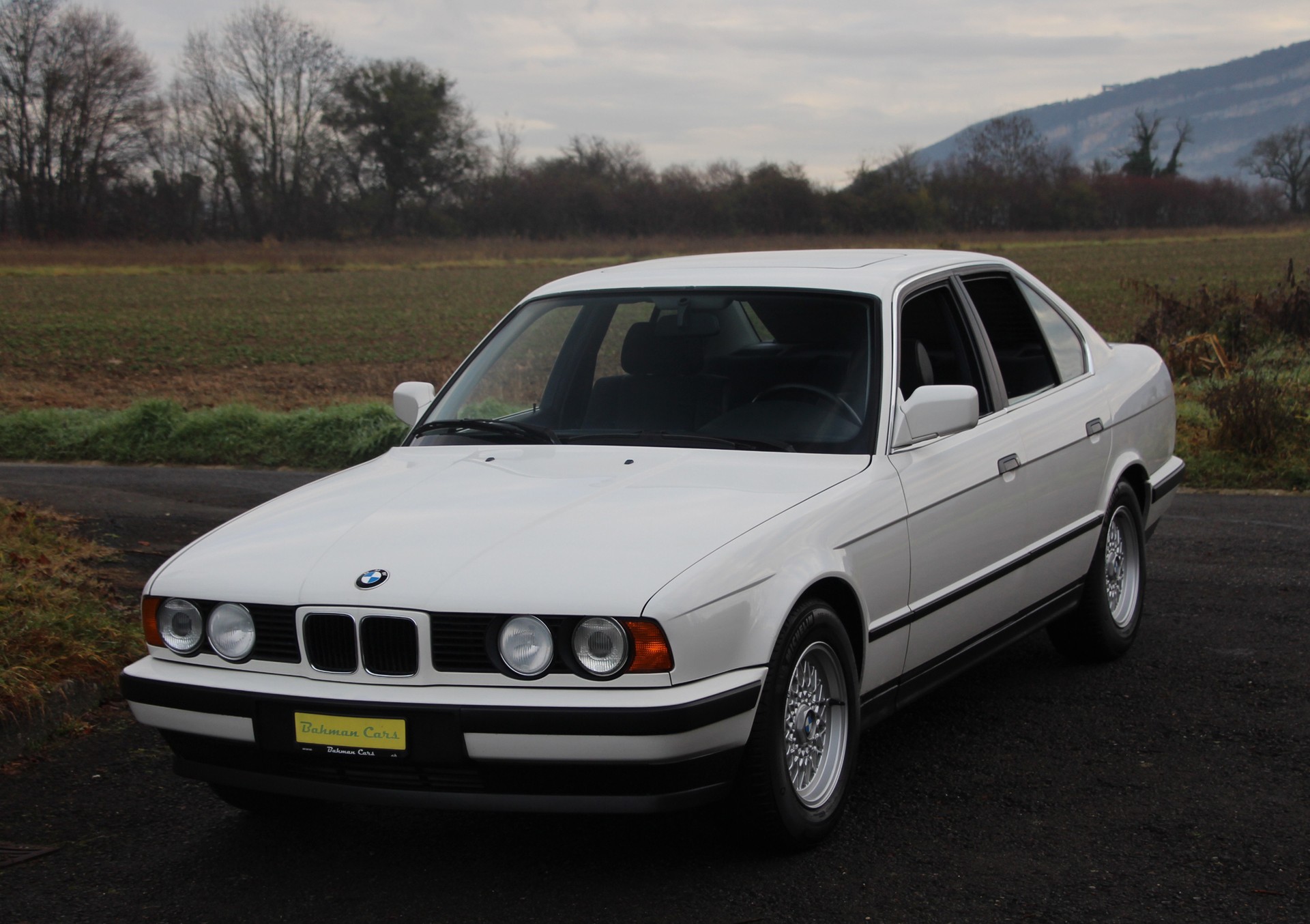 BMW 525i A-image-4