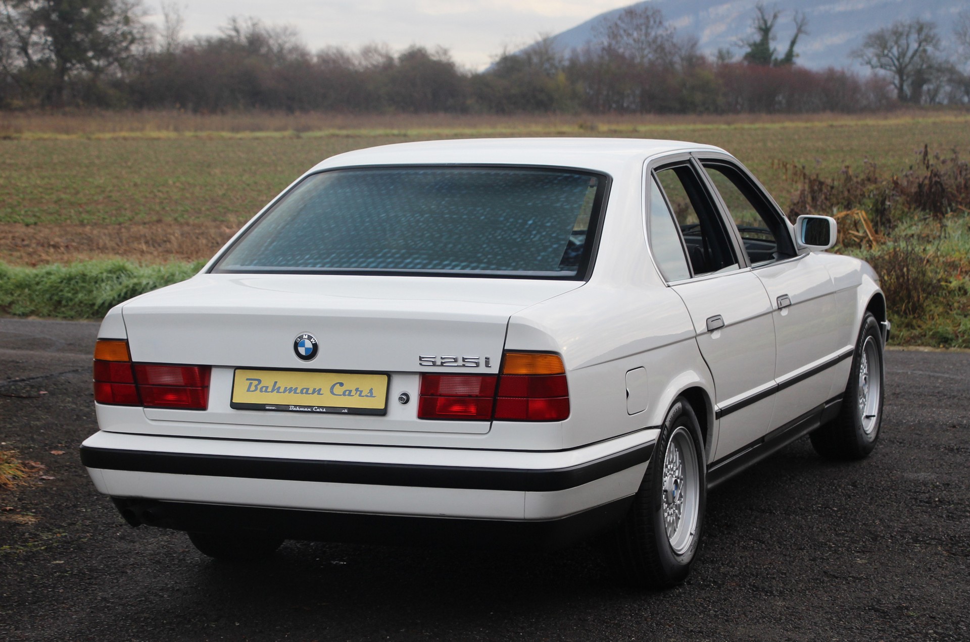 BMW 525i A-image-5