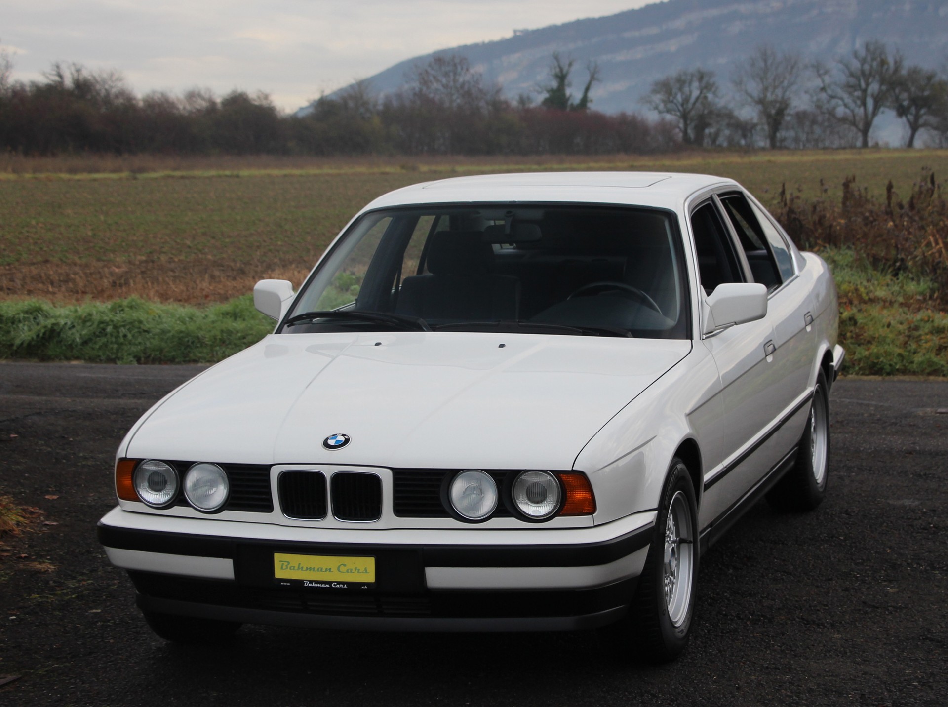 BMW 525i A-image-2