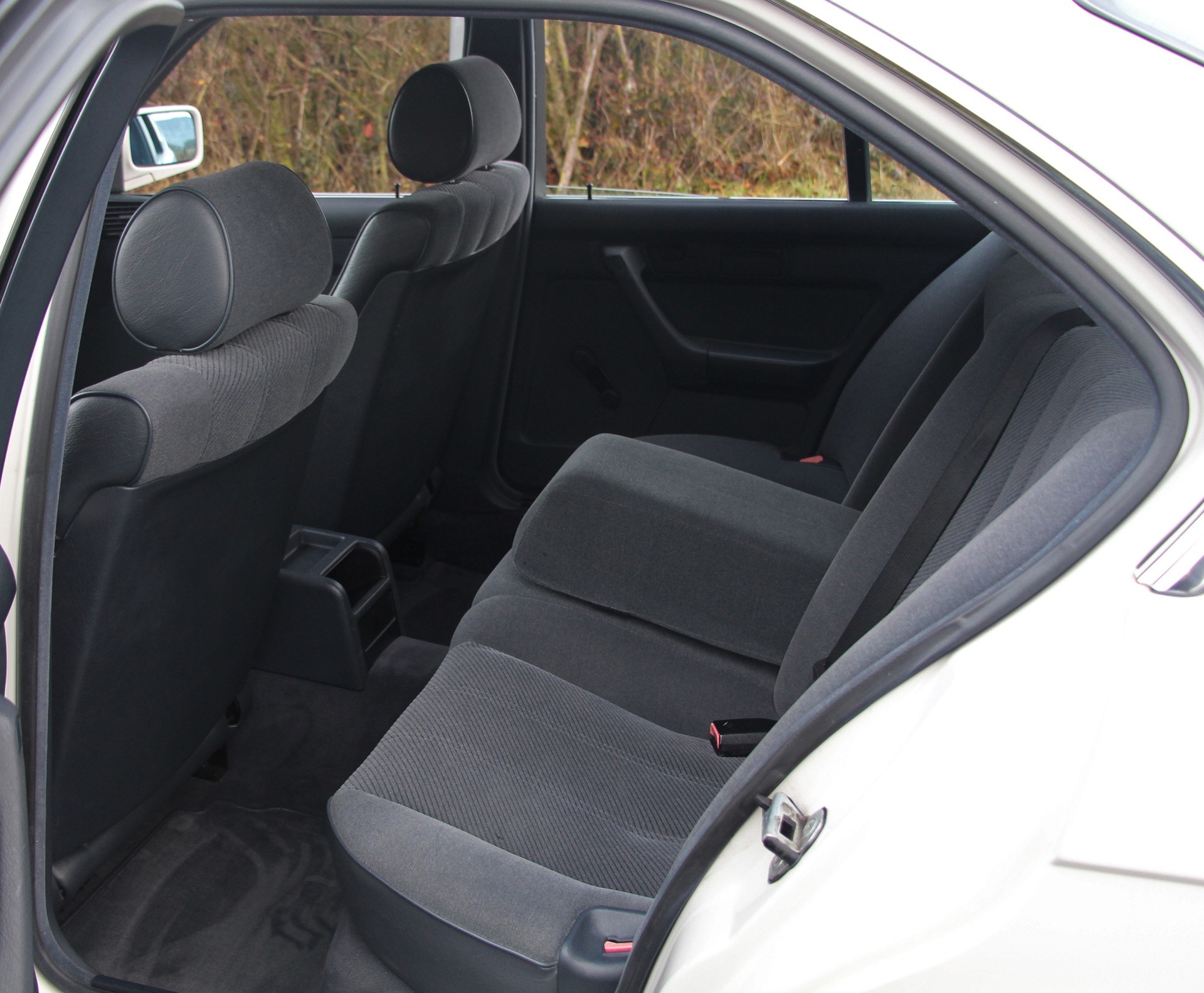 BMW 525i A-image-8