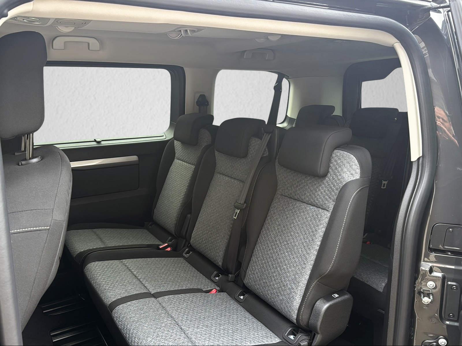 TOYOTA PROACE Verso L1 2.2 D Trend-image-6