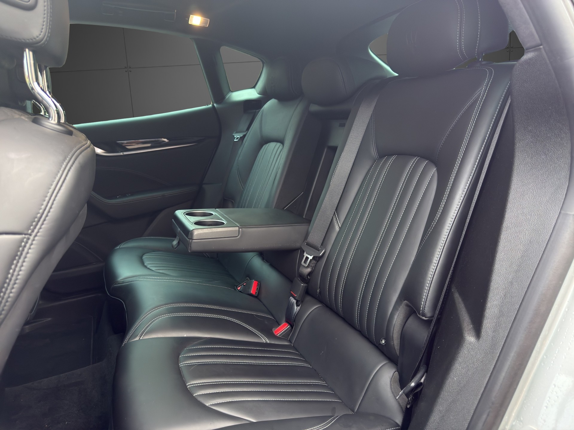 MASERATI Levante S 3.0 V6 Automatica-image-18