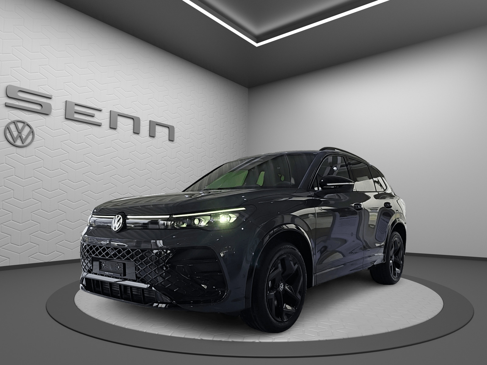VW VW Tiguan R-Line