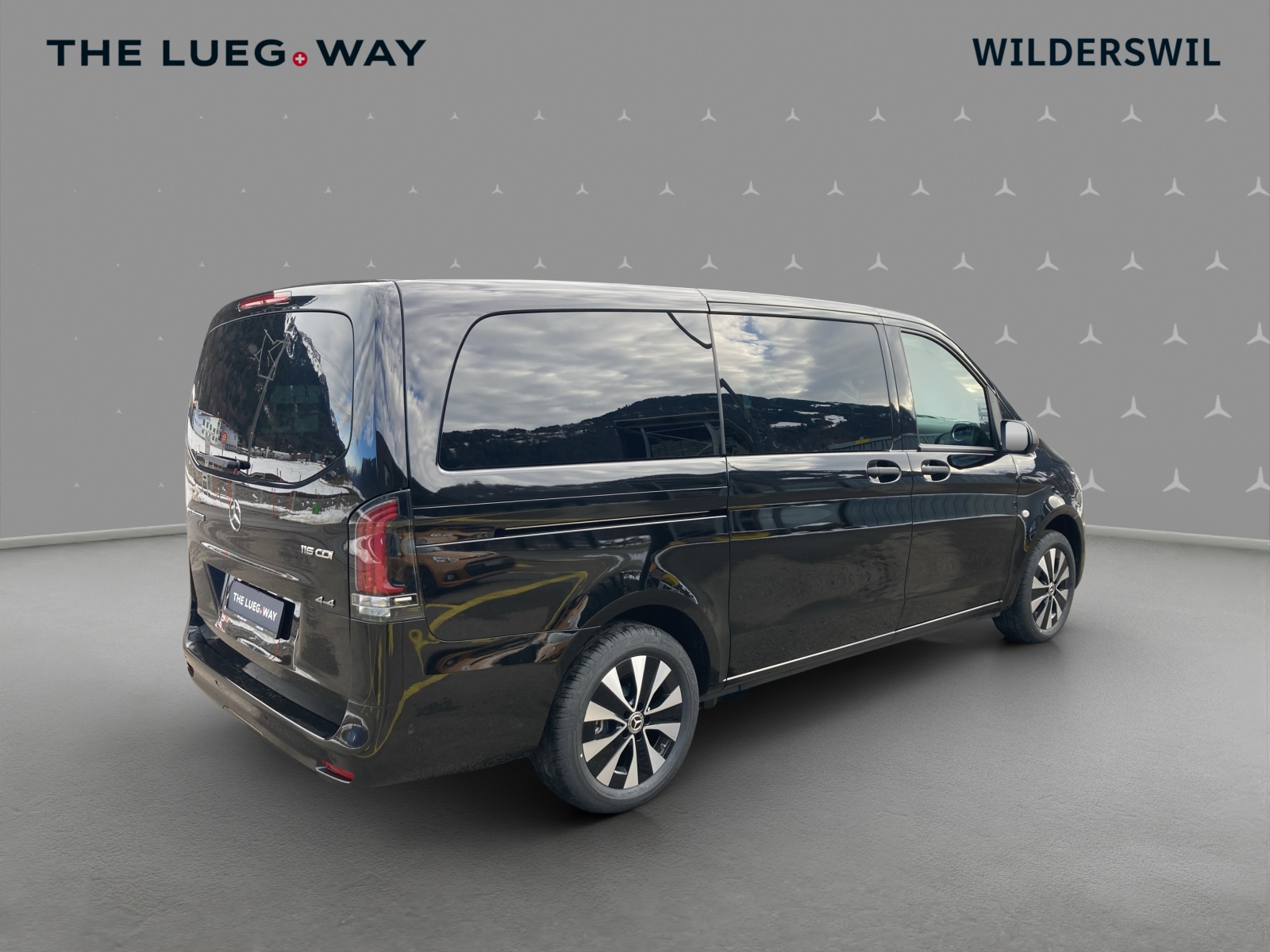 MERCEDES-BENZ Vito 116 CDI Lang Tourer 9G-Tronic 4M Select-image-4