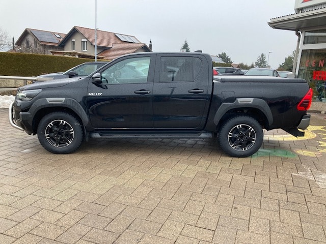 TOYOTA Hilux 2.8D-4D Invincible Double Cab 4x4 A-image-7