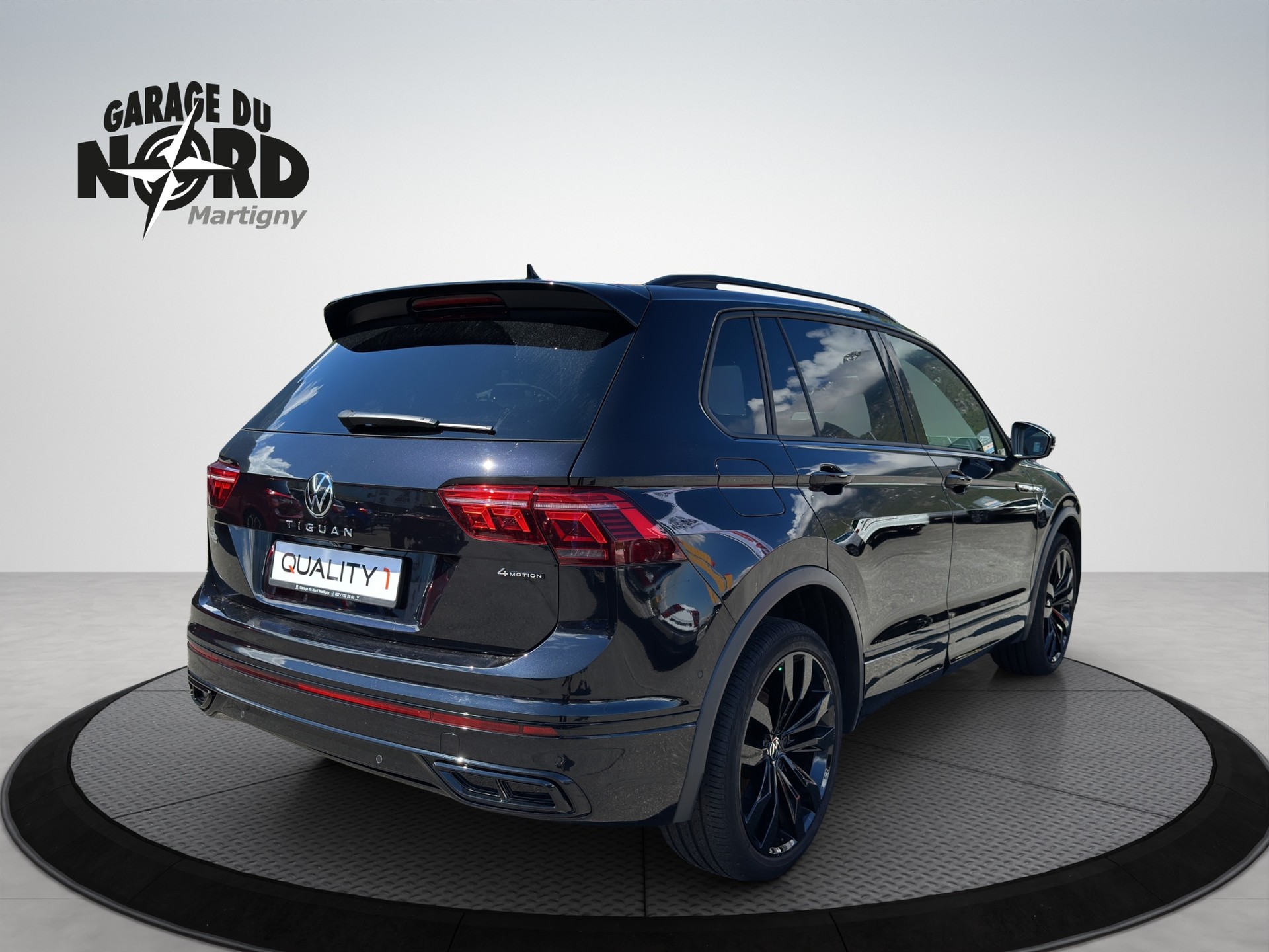 VW Tiguan 2.0TSI R-Line 4Motion DSG-image-5