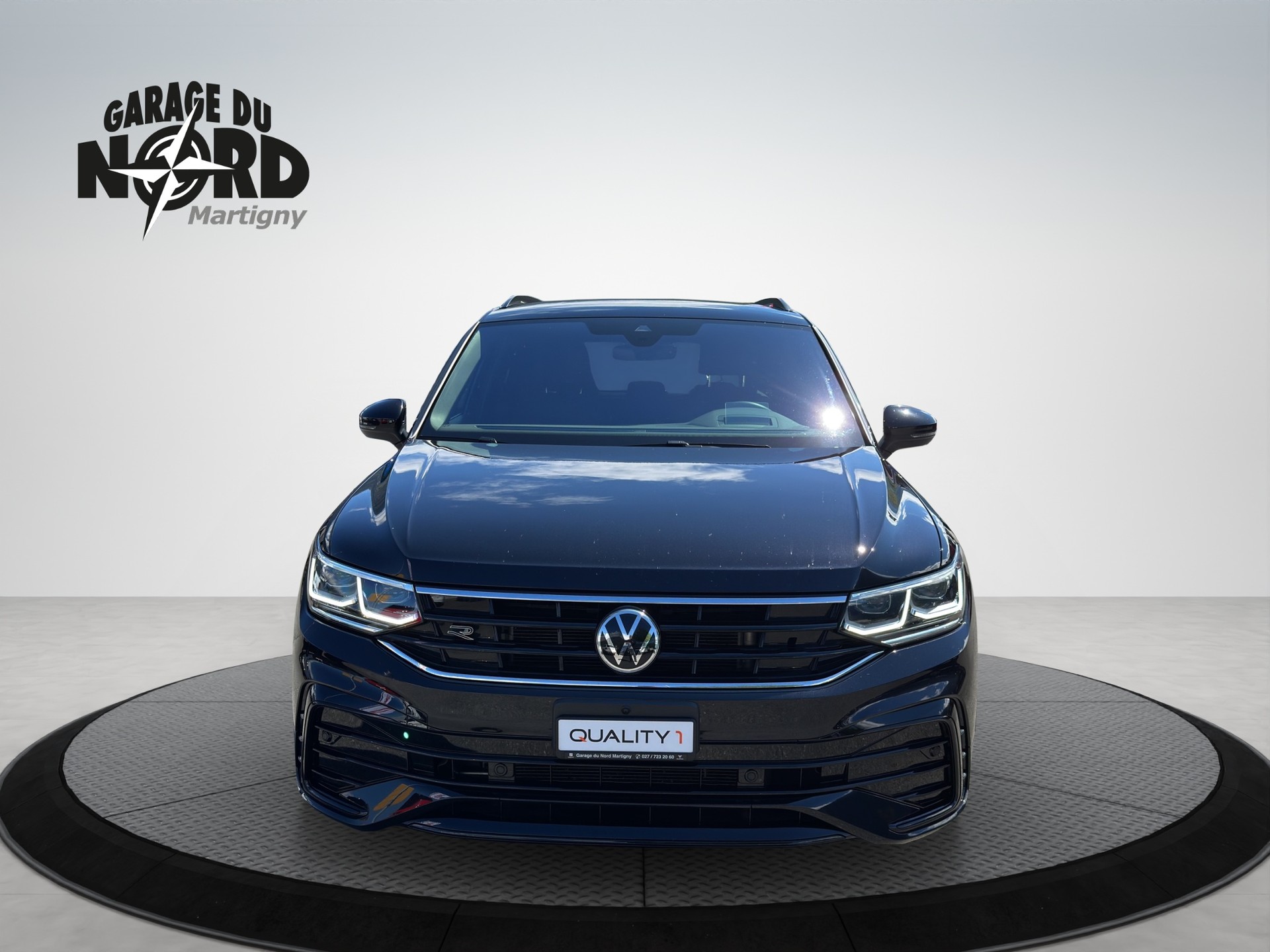 VW Tiguan 2.0TSI R-Line 4Motion DSG-image-1