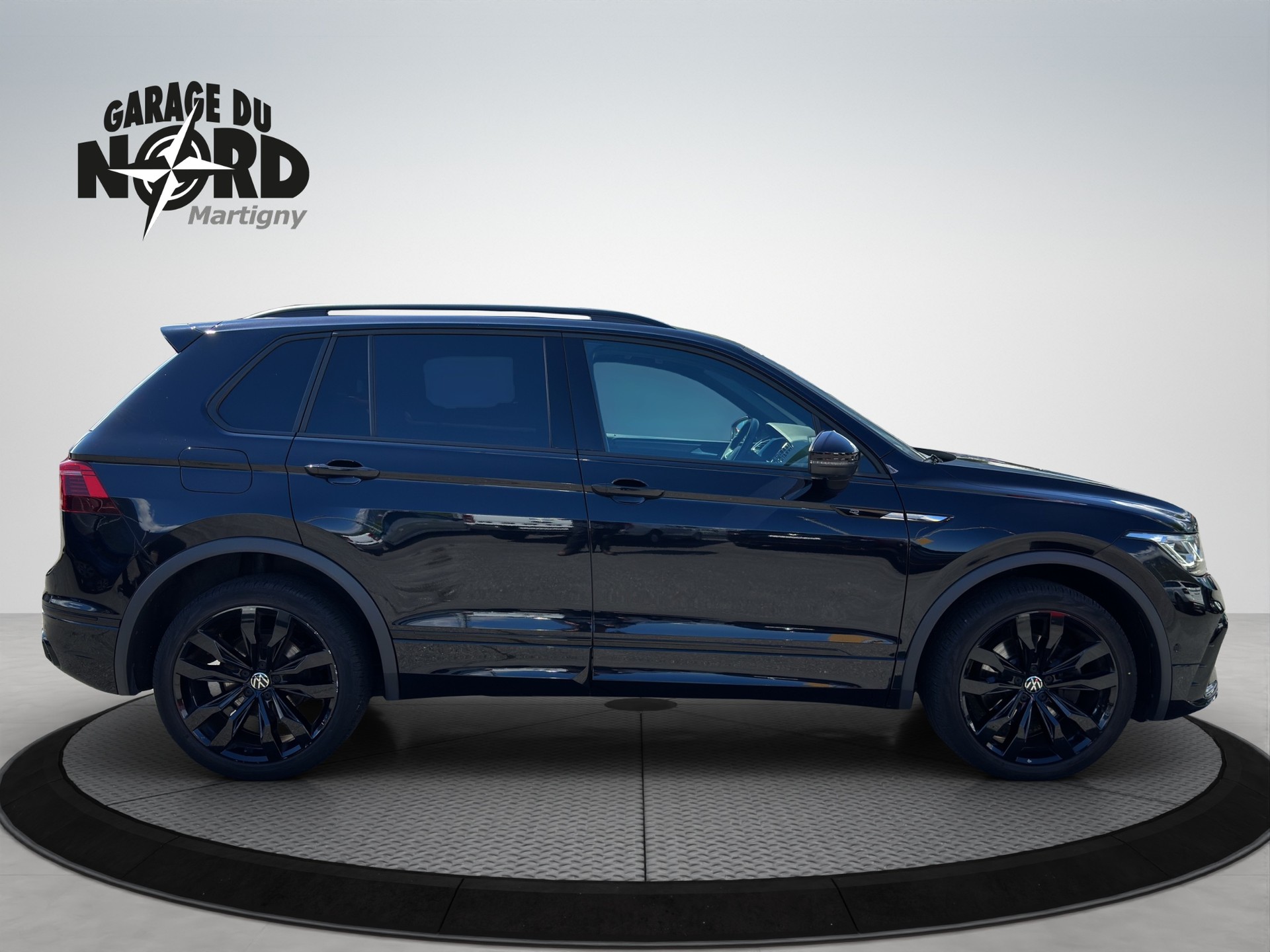 VW Tiguan 2.0TSI R-Line 4Motion DSG-image-6